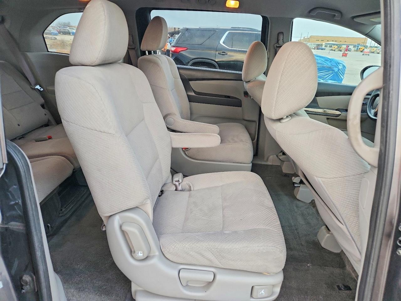 2014 Honda Odyssey Lx Gray vin: 5FNRL5H26EB011191