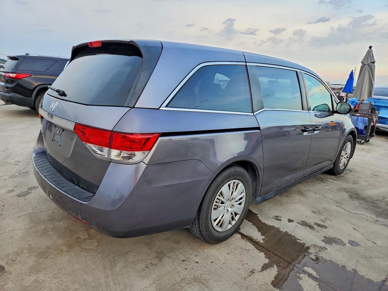 2014 Honda Odyssey Lx Gray vin: 5FNRL5H26EB011191