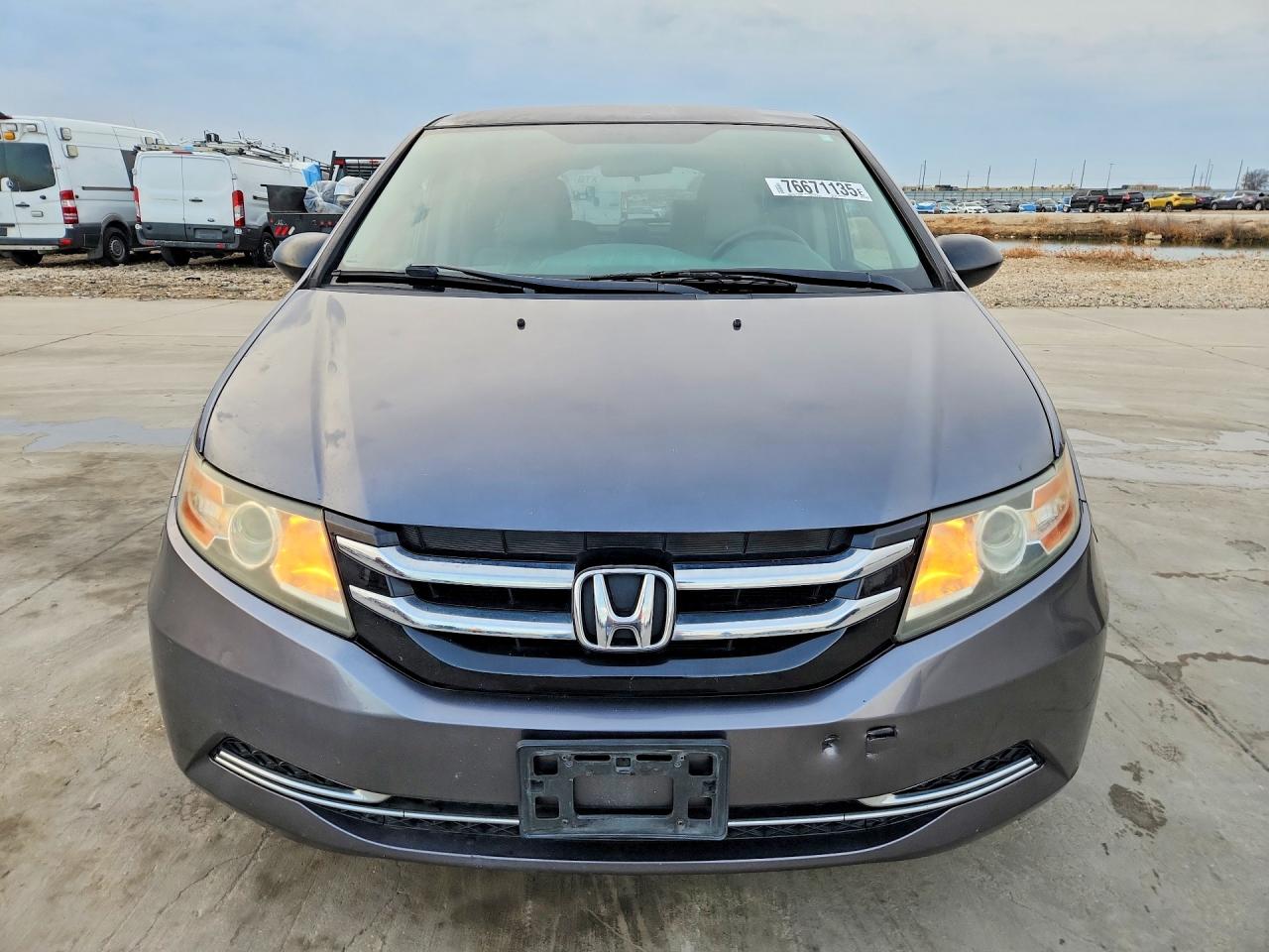 2014 Honda Odyssey Lx Gray vin: 5FNRL5H26EB011191
