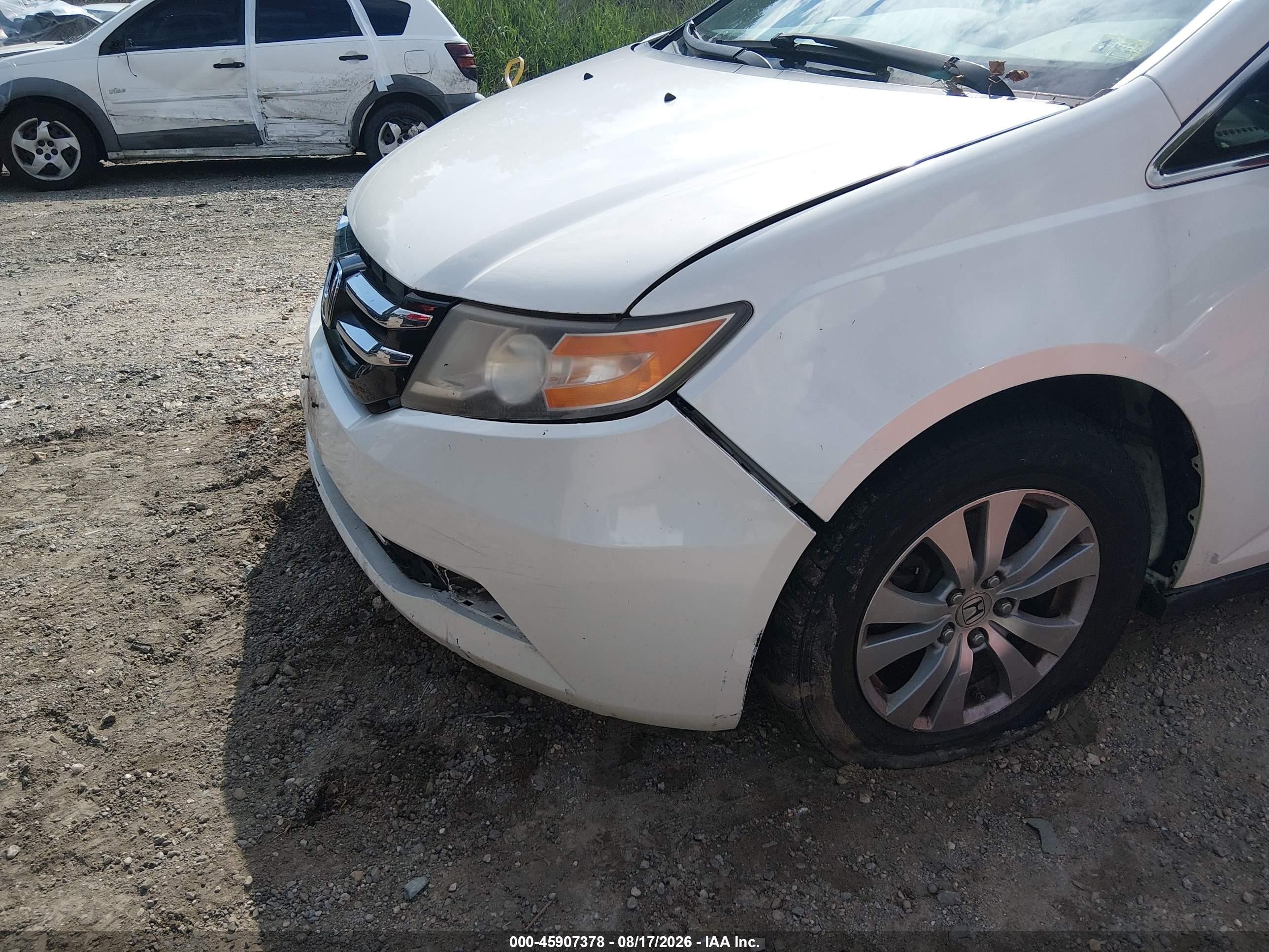 2014 Honda Odyssey Lx White vin: 5FNRL5H26EB044336