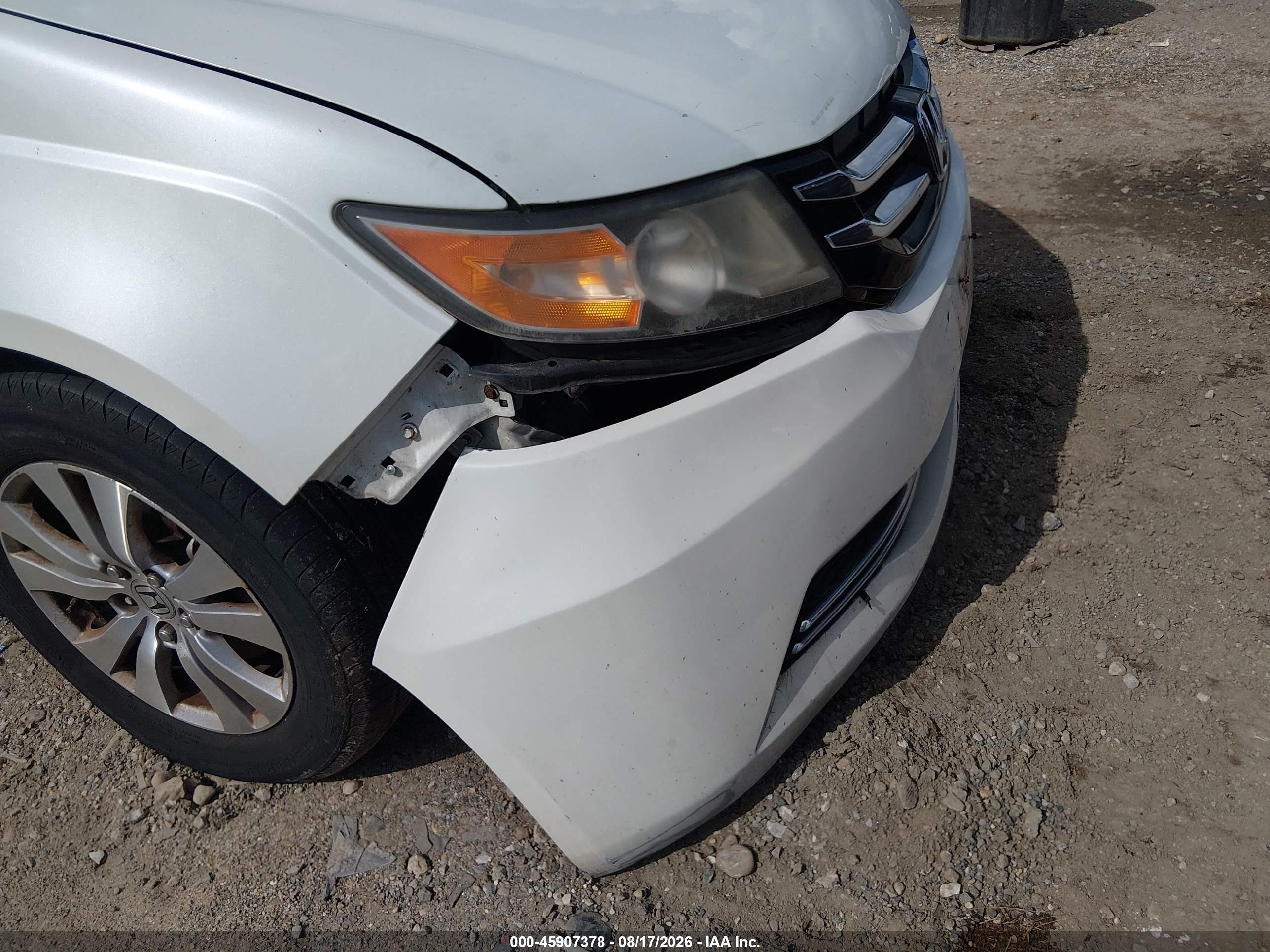 2014 Honda Odyssey Lx White vin: 5FNRL5H26EB044336