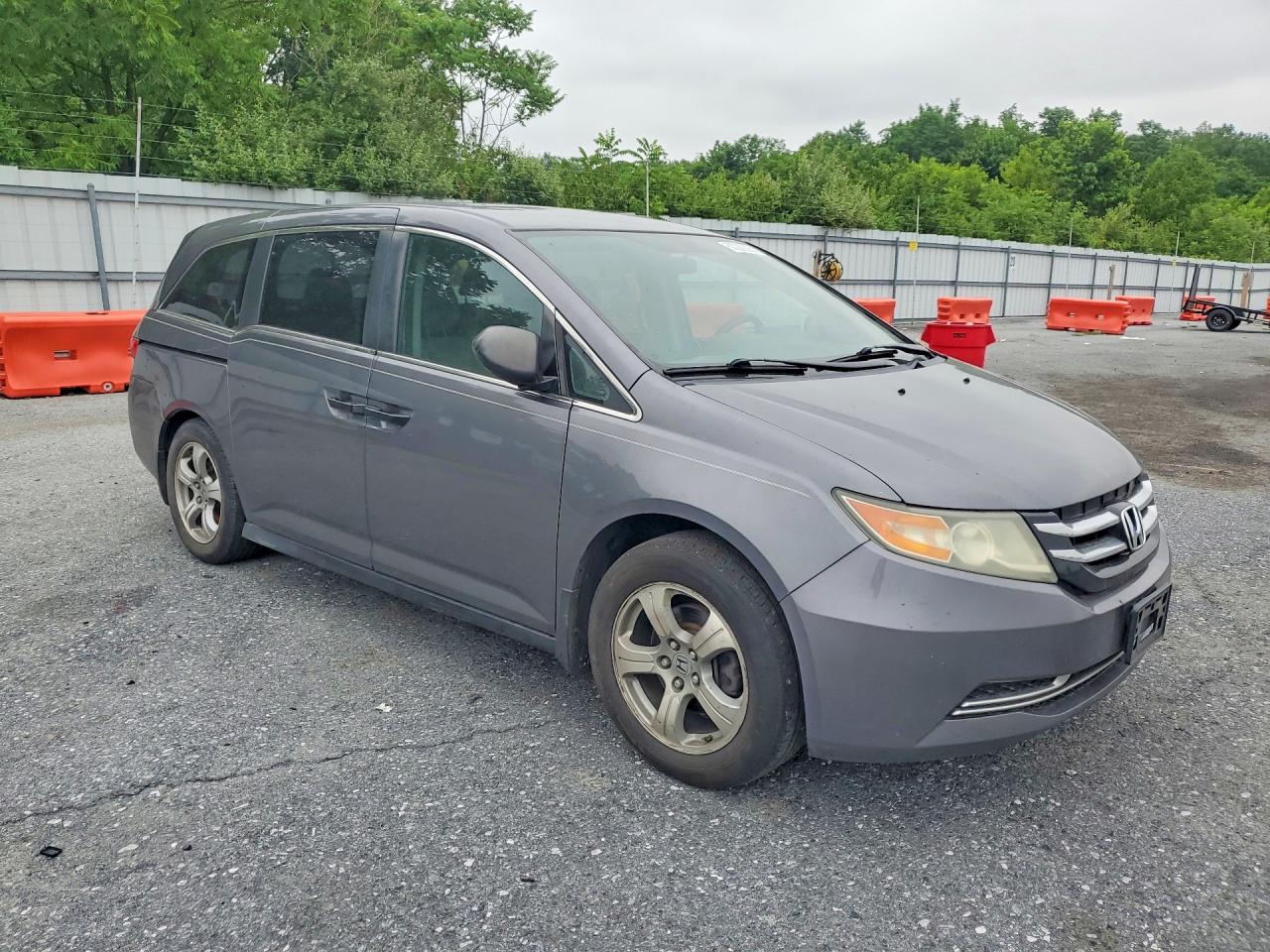 2014 Honda Odyssey Lx Gray vin: 5FNRL5H26EB136126