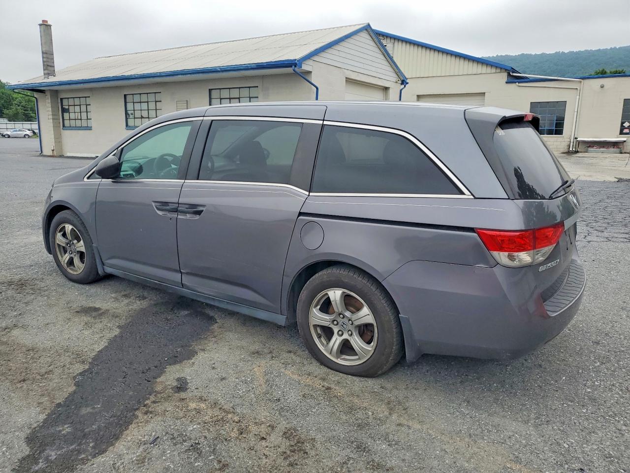 2014 Honda Odyssey Lx Gray vin: 5FNRL5H26EB136126