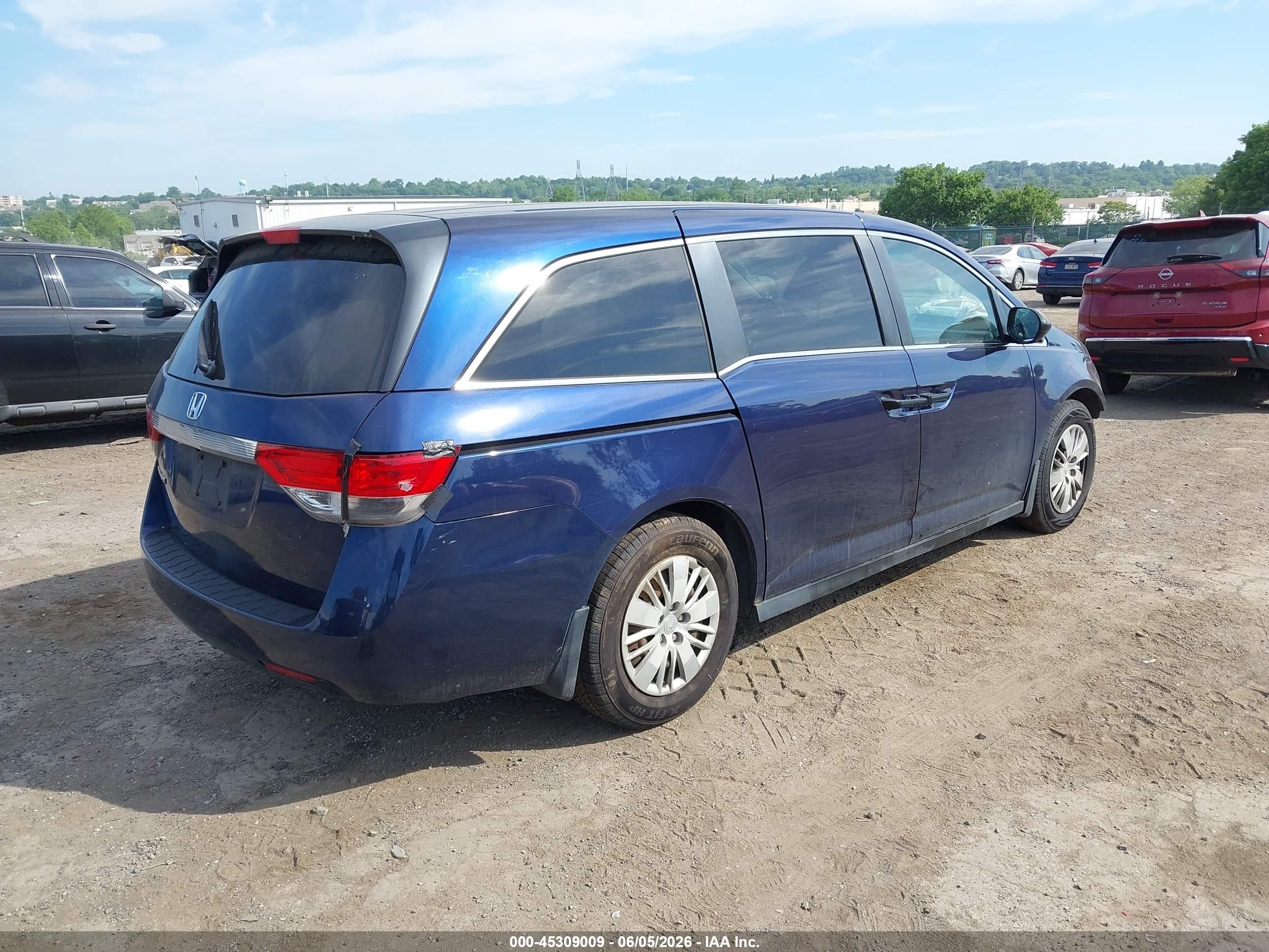 2015 Honda Odyssey Lx Blue vin: 5FNRL5H26FB099581