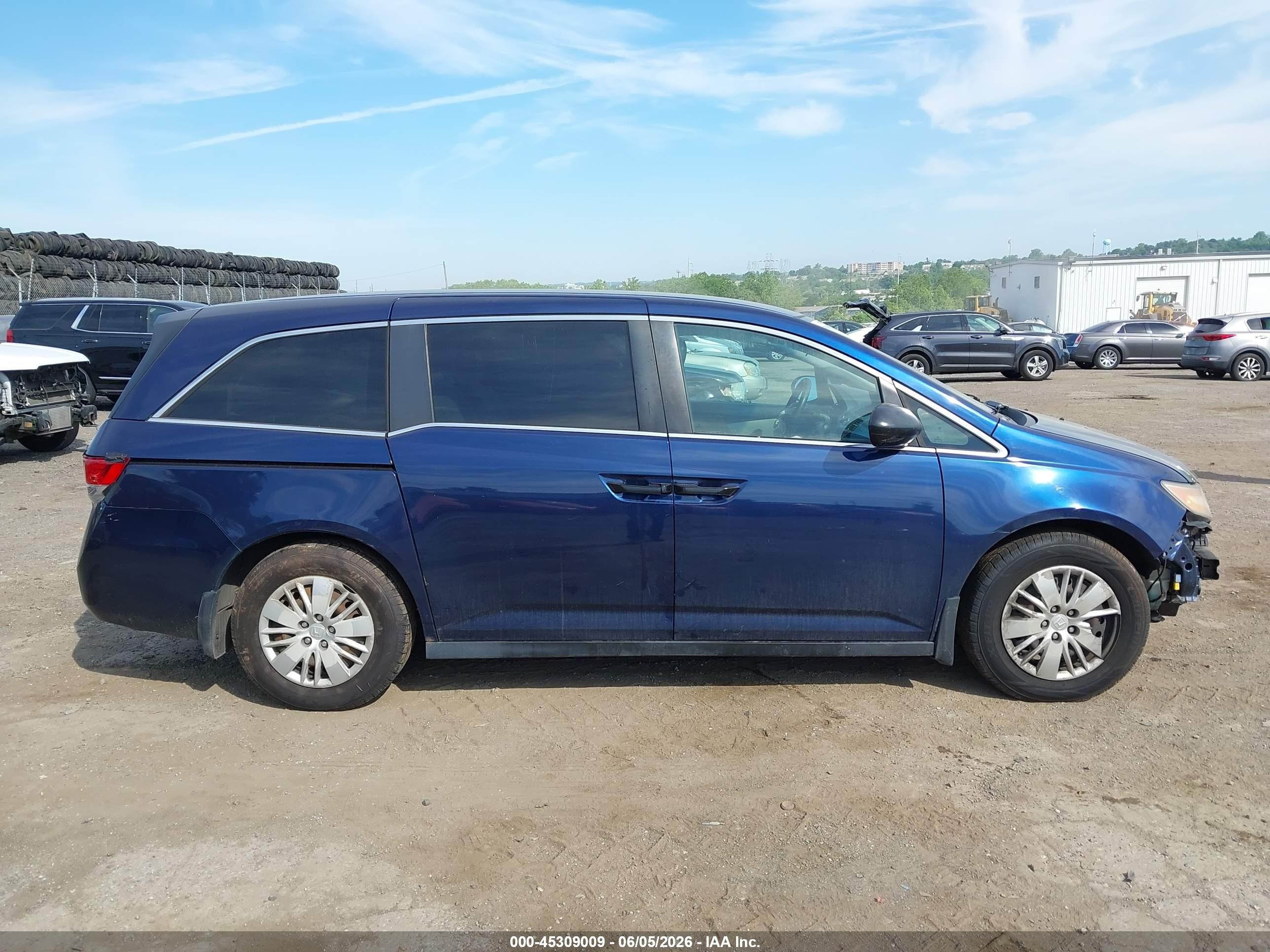 2015 Honda Odyssey Lx Blue vin: 5FNRL5H26FB099581