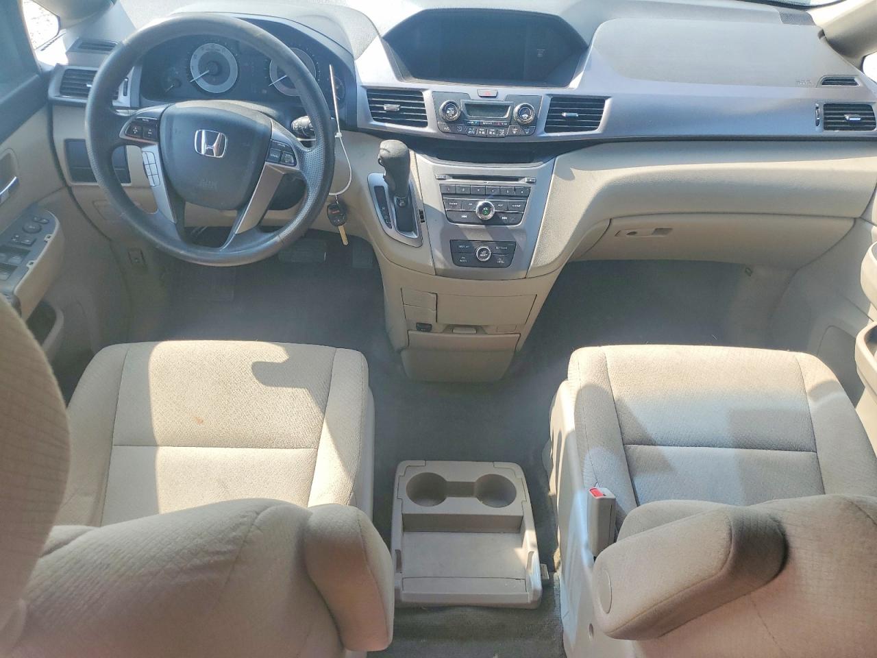 2015 Honda Odyssey Lx White vin: 5FNRL5H26FB129954