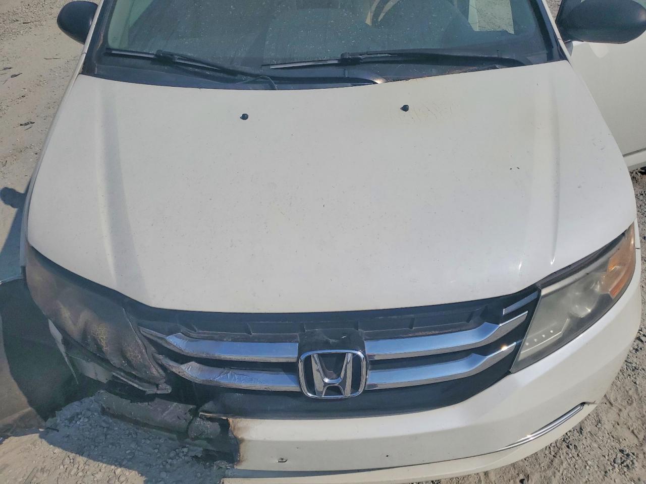 2015 Honda Odyssey Lx White vin: 5FNRL5H26FB129954