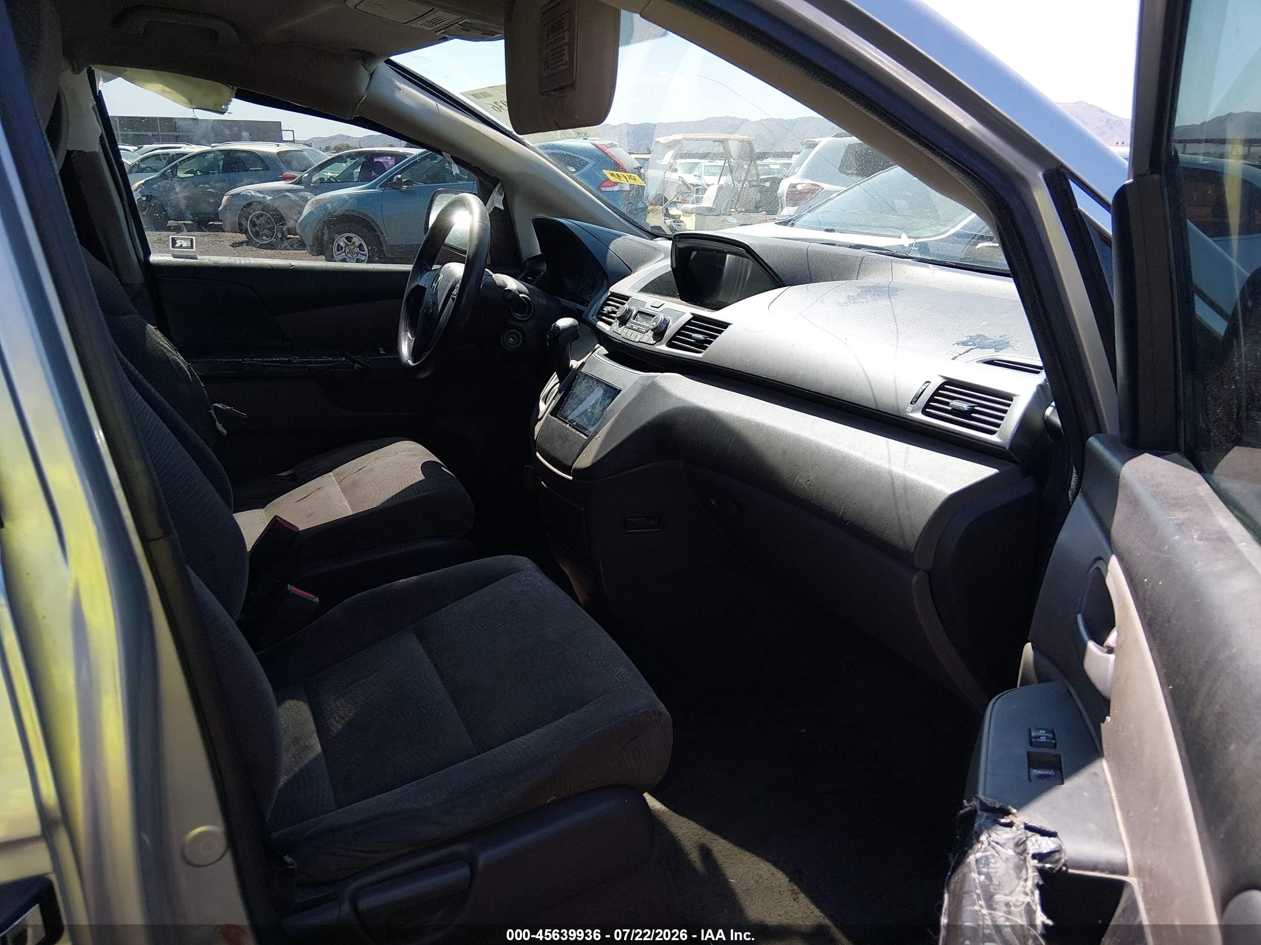 2011 Honda Odyssey Lx Silver vin: 5FNRL5H27BB007212