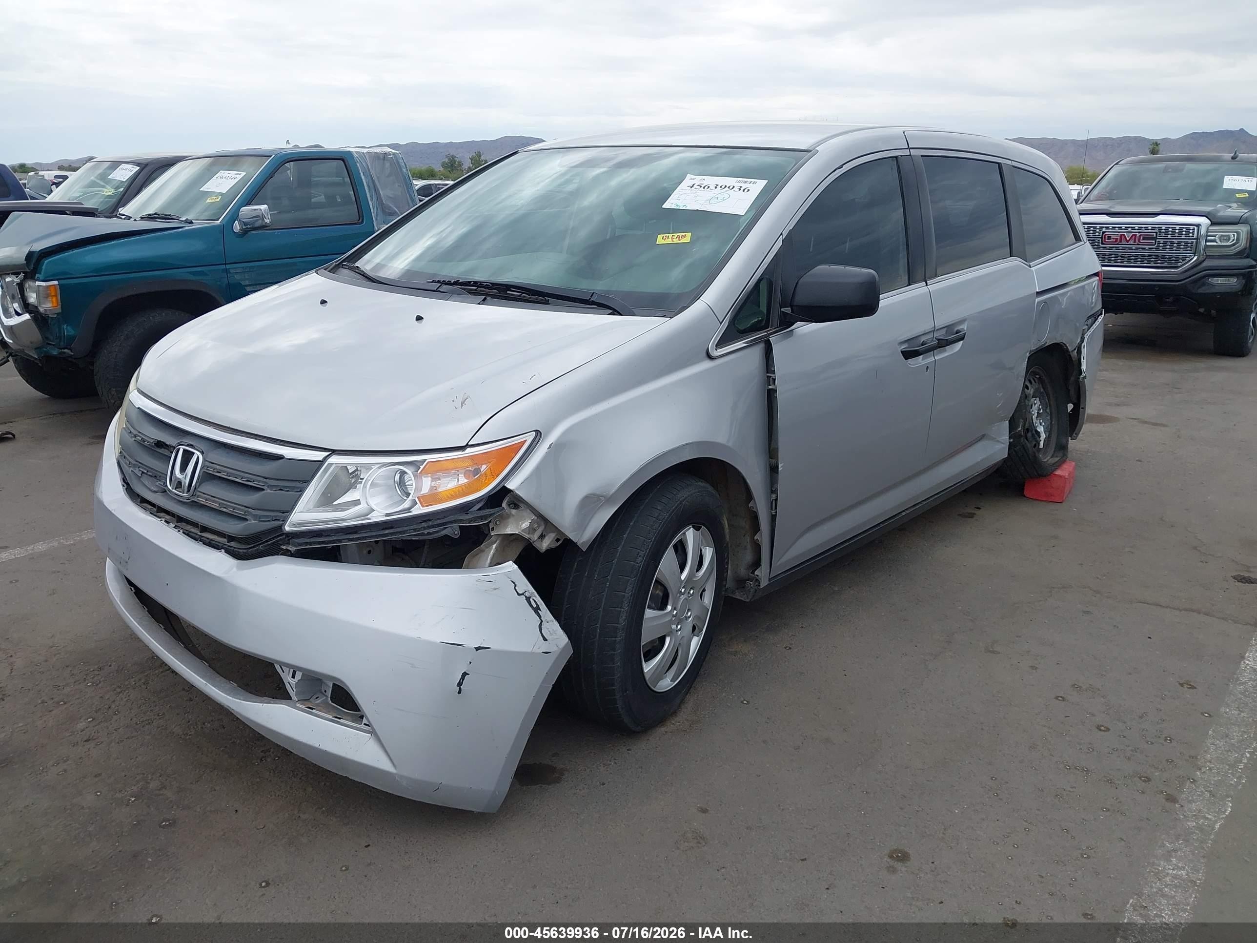 2011 Honda Odyssey Lx Silver vin: 5FNRL5H27BB007212