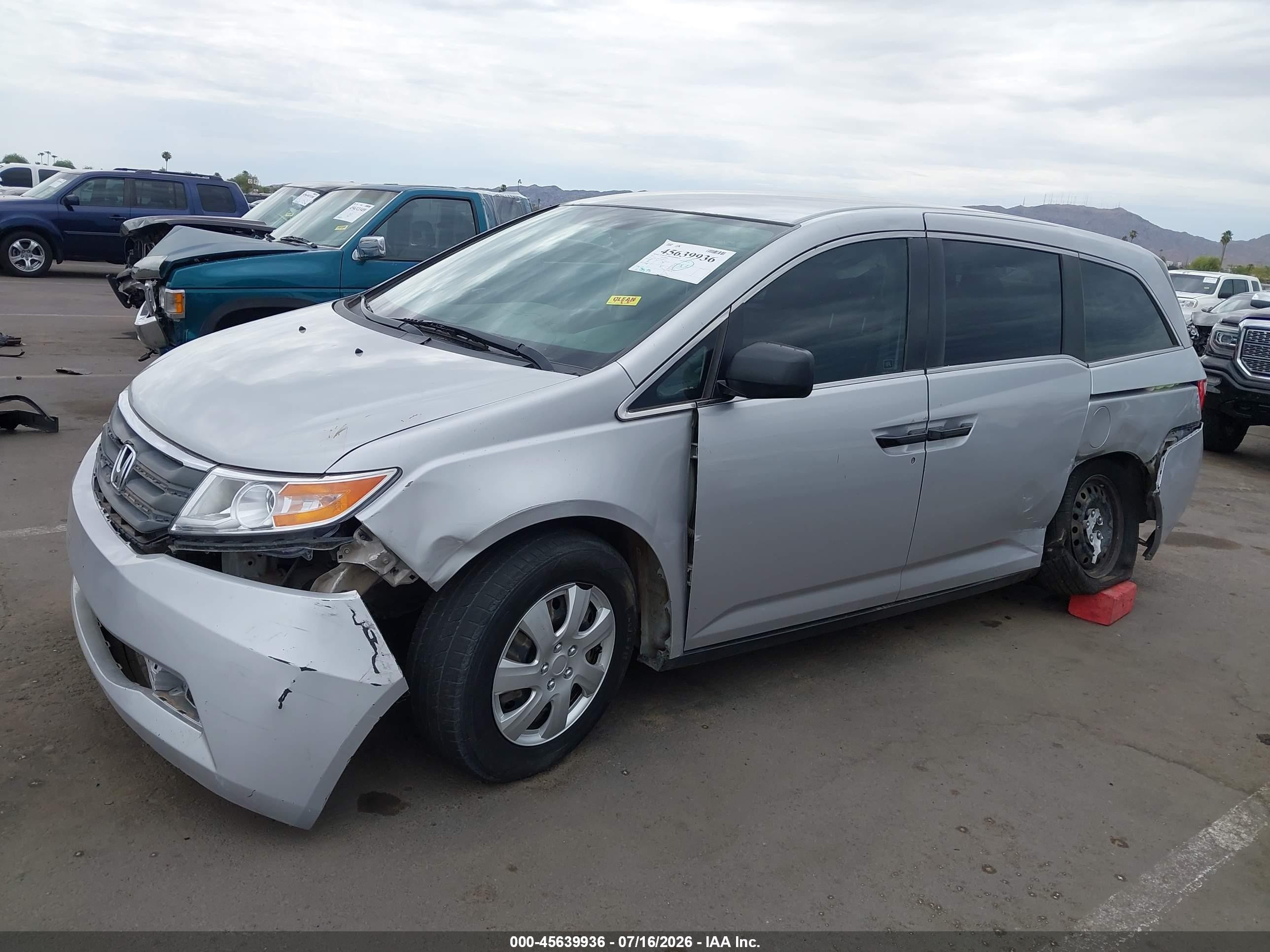 2011 Honda Odyssey Lx Silver vin: 5FNRL5H27BB007212