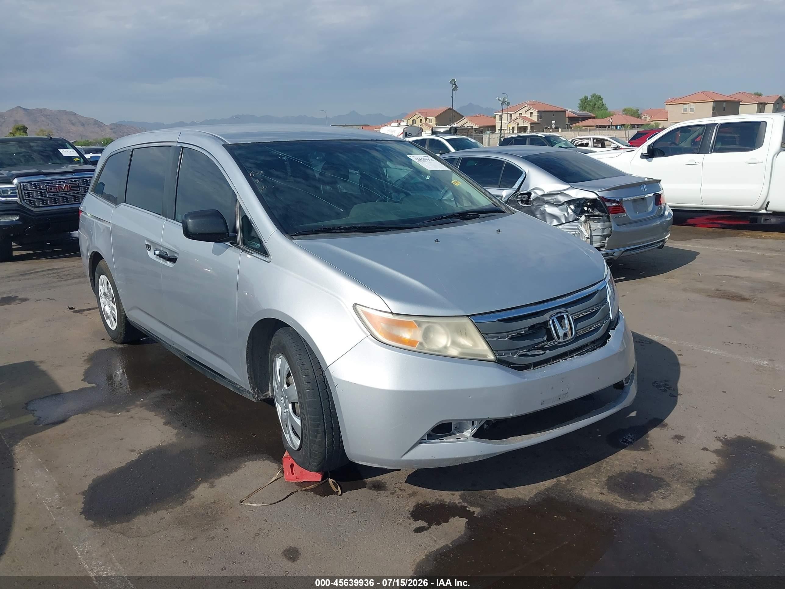 2011 Honda Odyssey Lx Silver vin: 5FNRL5H27BB007212