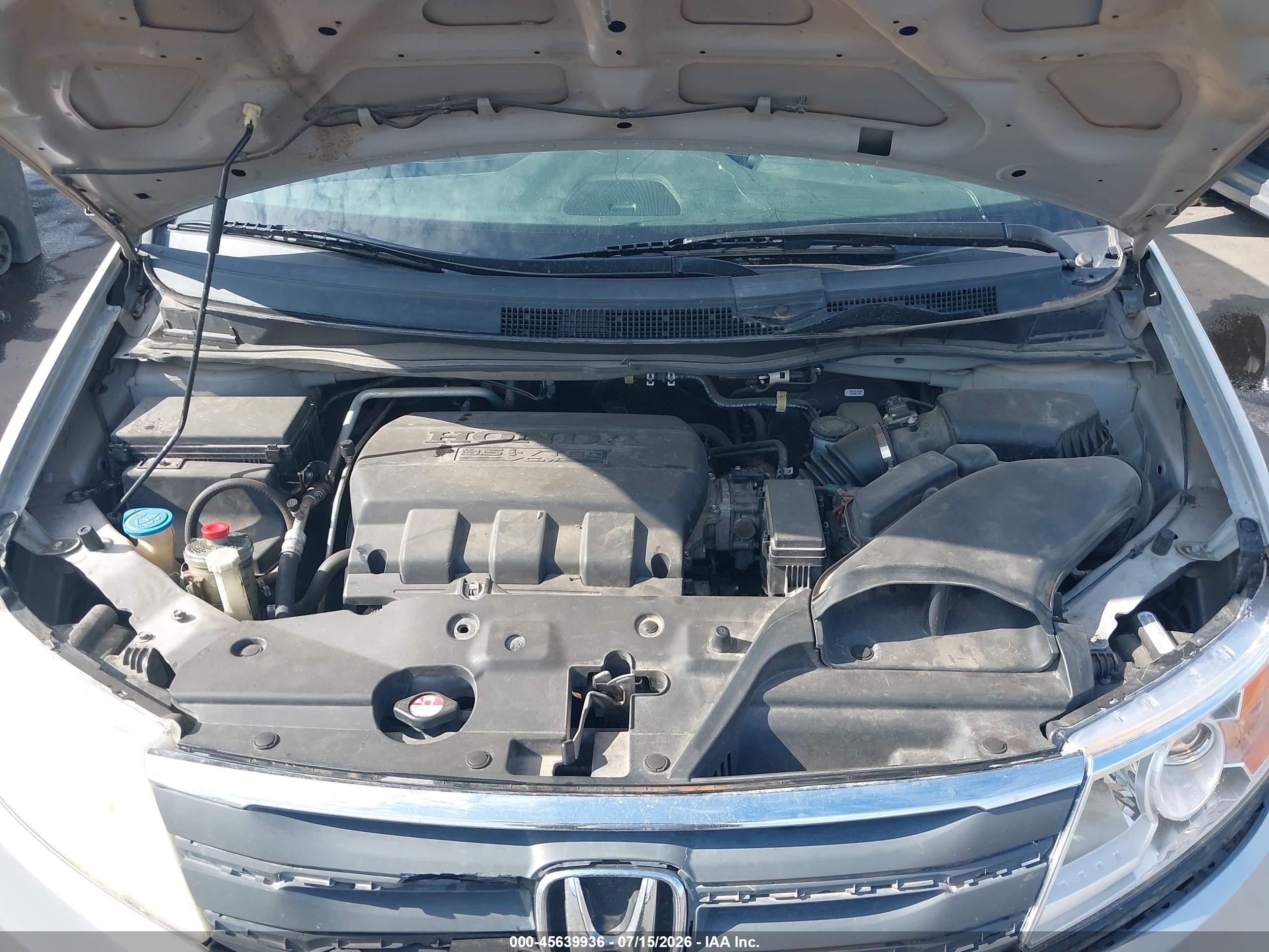 2011 Honda Odyssey Lx Silver vin: 5FNRL5H27BB007212
