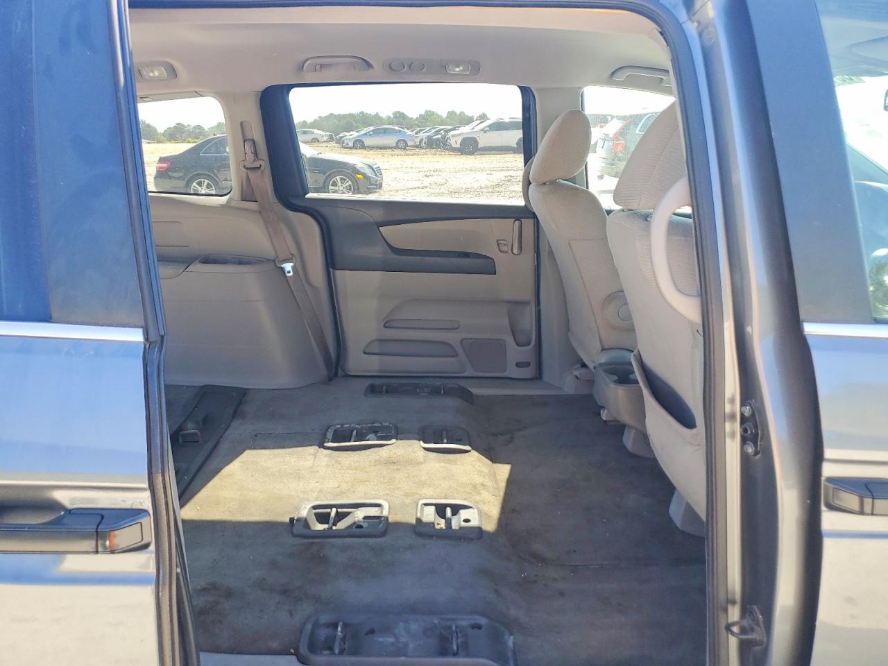 2011 Honda Odyssey Lx Gray vin: 5FNRL5H27BB075641