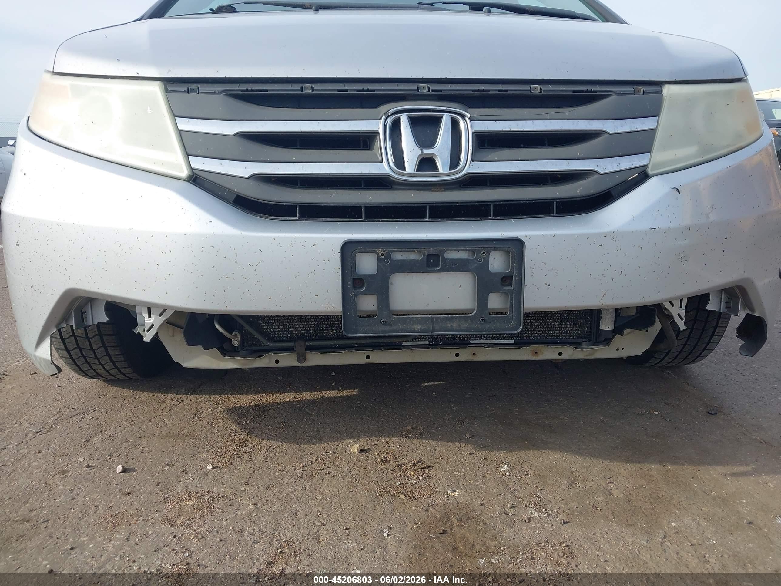 2012 Honda Odyssey Lx Silver vin: 5FNRL5H27CB114875