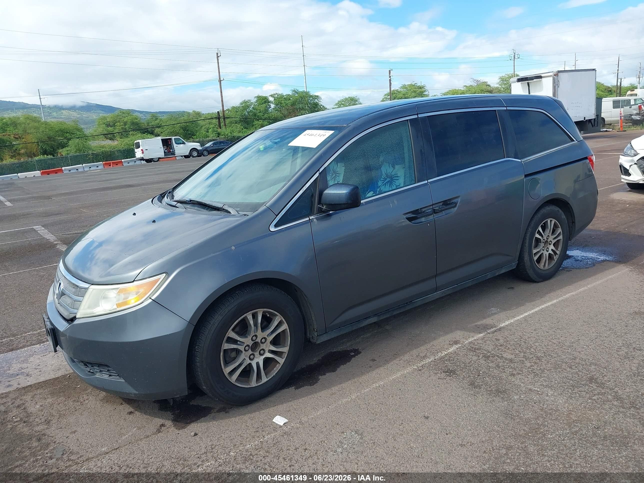 2013 Honda Odyssey Lx Gray vin: 5FNRL5H27DB052931