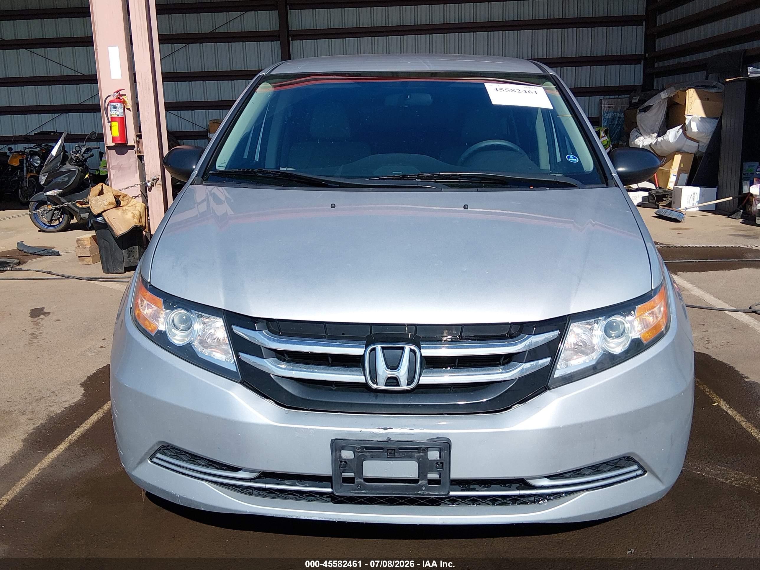 2014 Honda Odyssey Lx Silver vin: 5FNRL5H27EB042708