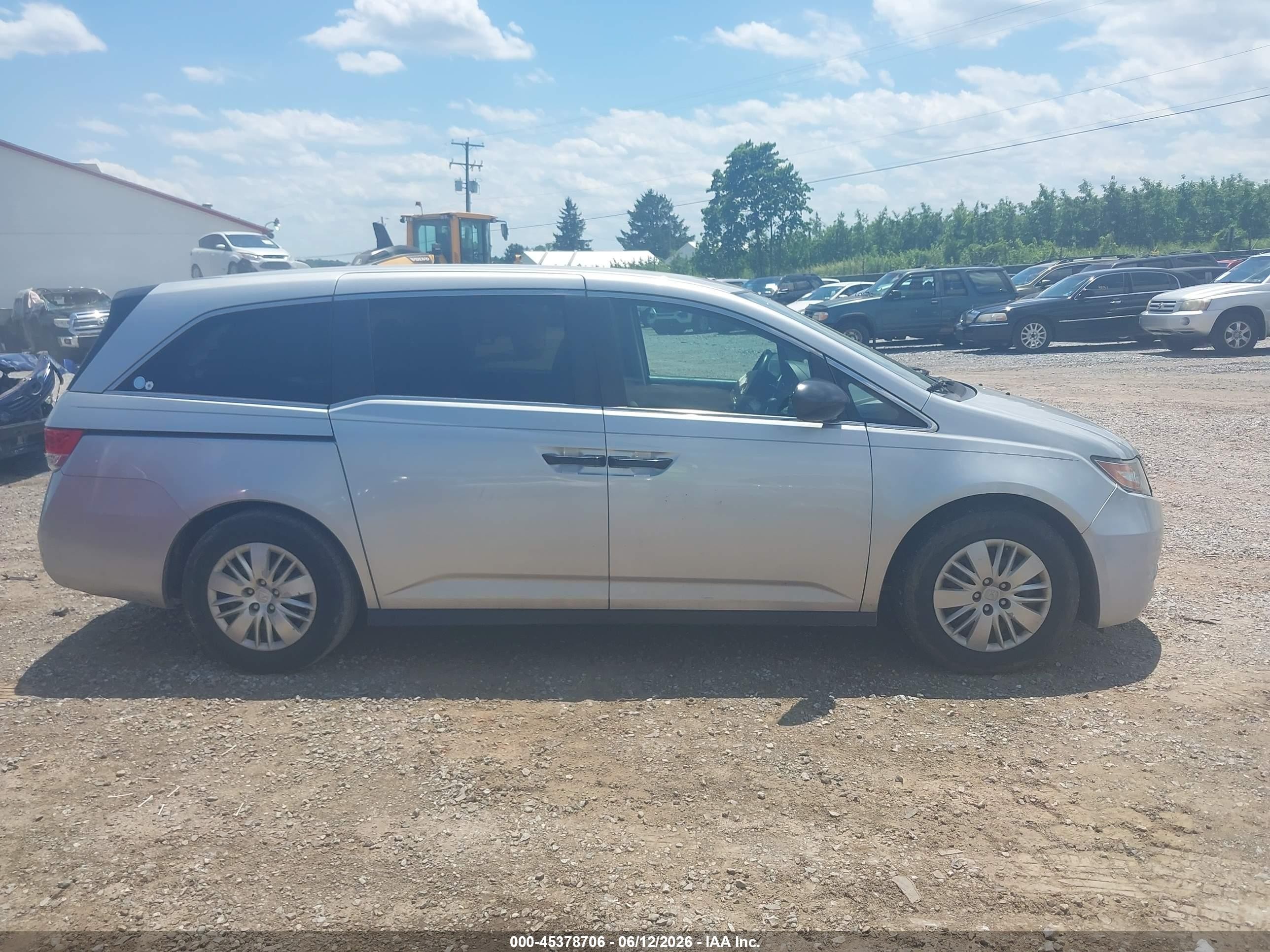 2015 Honda Odyssey Lx Серый vin: 5FNRL5H27FB087309