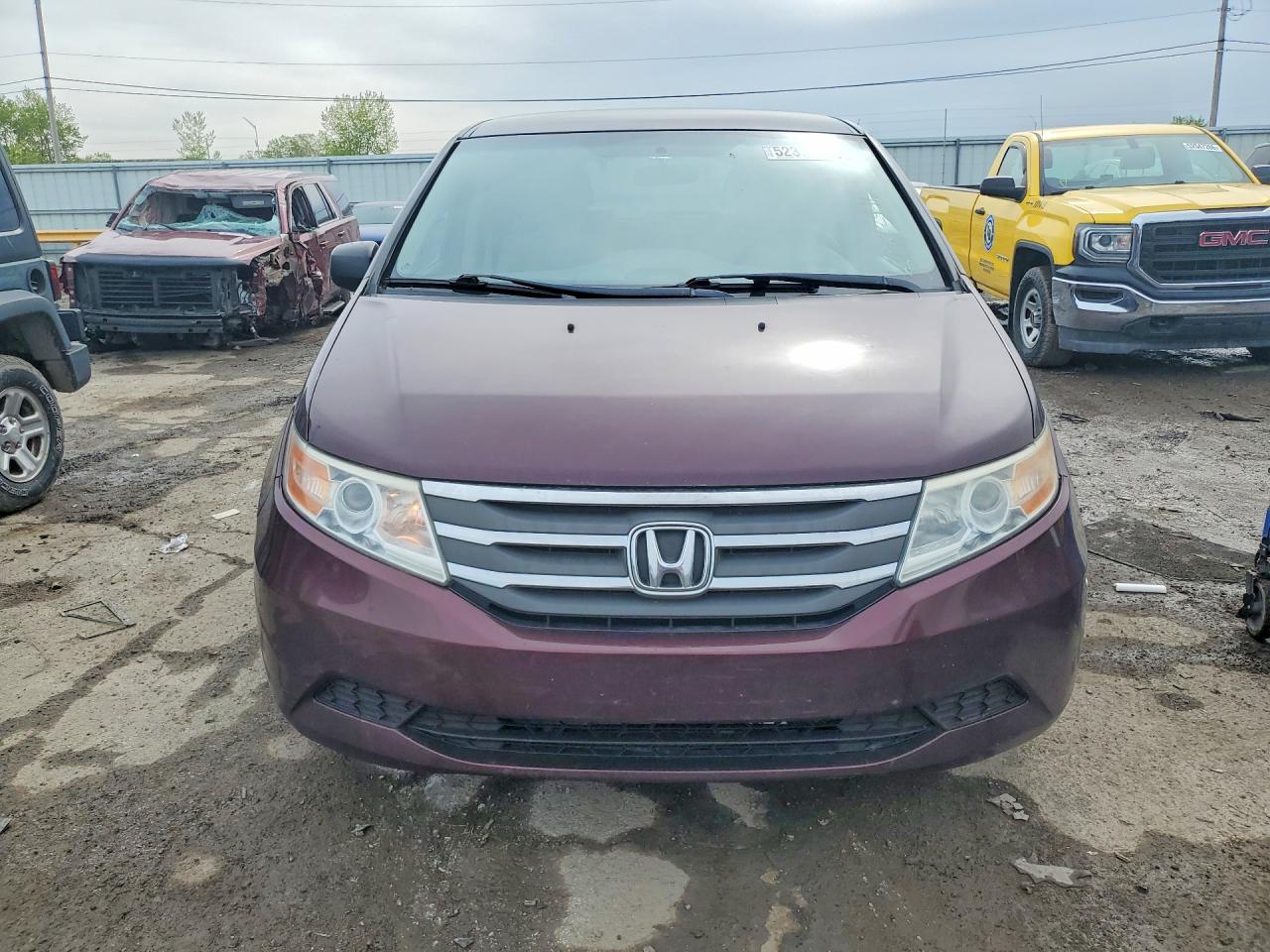 2011 Honda Odyssey Lx Maroon vin: 5FNRL5H28BB021314