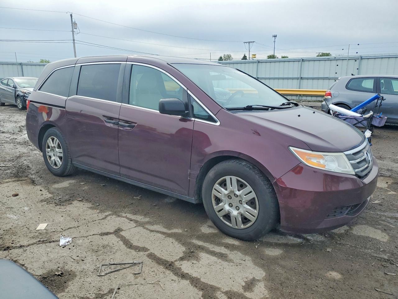 2011 Honda Odyssey Lx Maroon vin: 5FNRL5H28BB021314