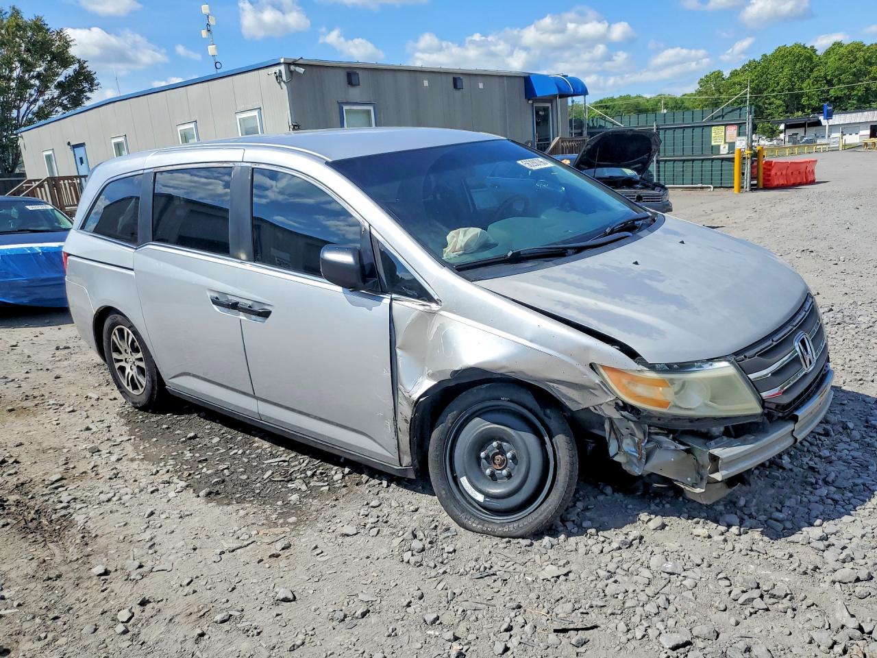 2011 Honda Odyssey Lx Silver vin: 5FNRL5H28BB036136
