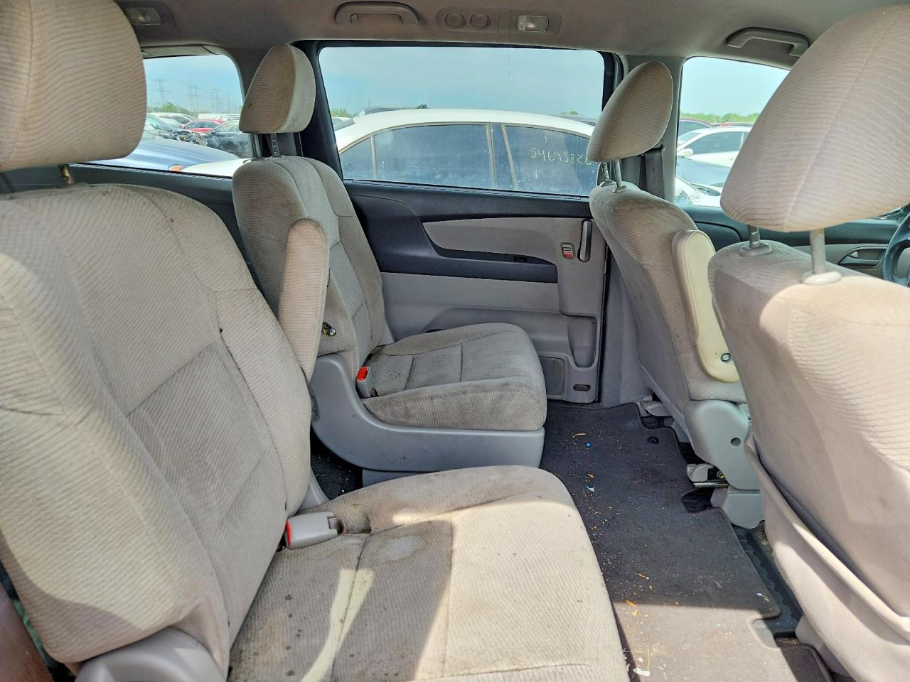 2012 Honda Odyssey Lx Silver vin: 5FNRL5H28CB081045