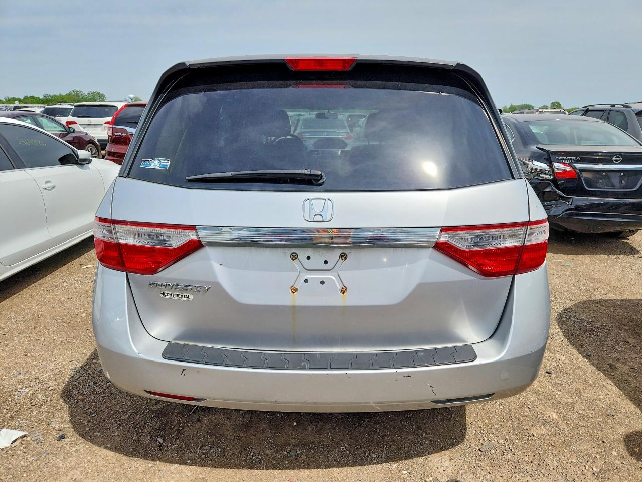 2012 Honda Odyssey Lx Silver vin: 5FNRL5H28CB081045