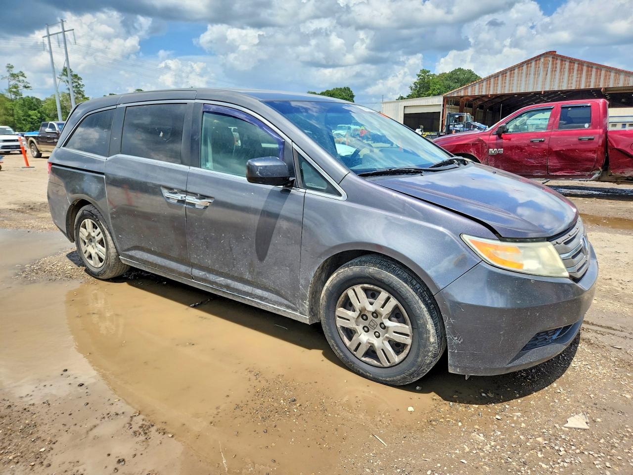 2013 Honda Odyssey Lx Gray vin: 5FNRL5H28DB052906