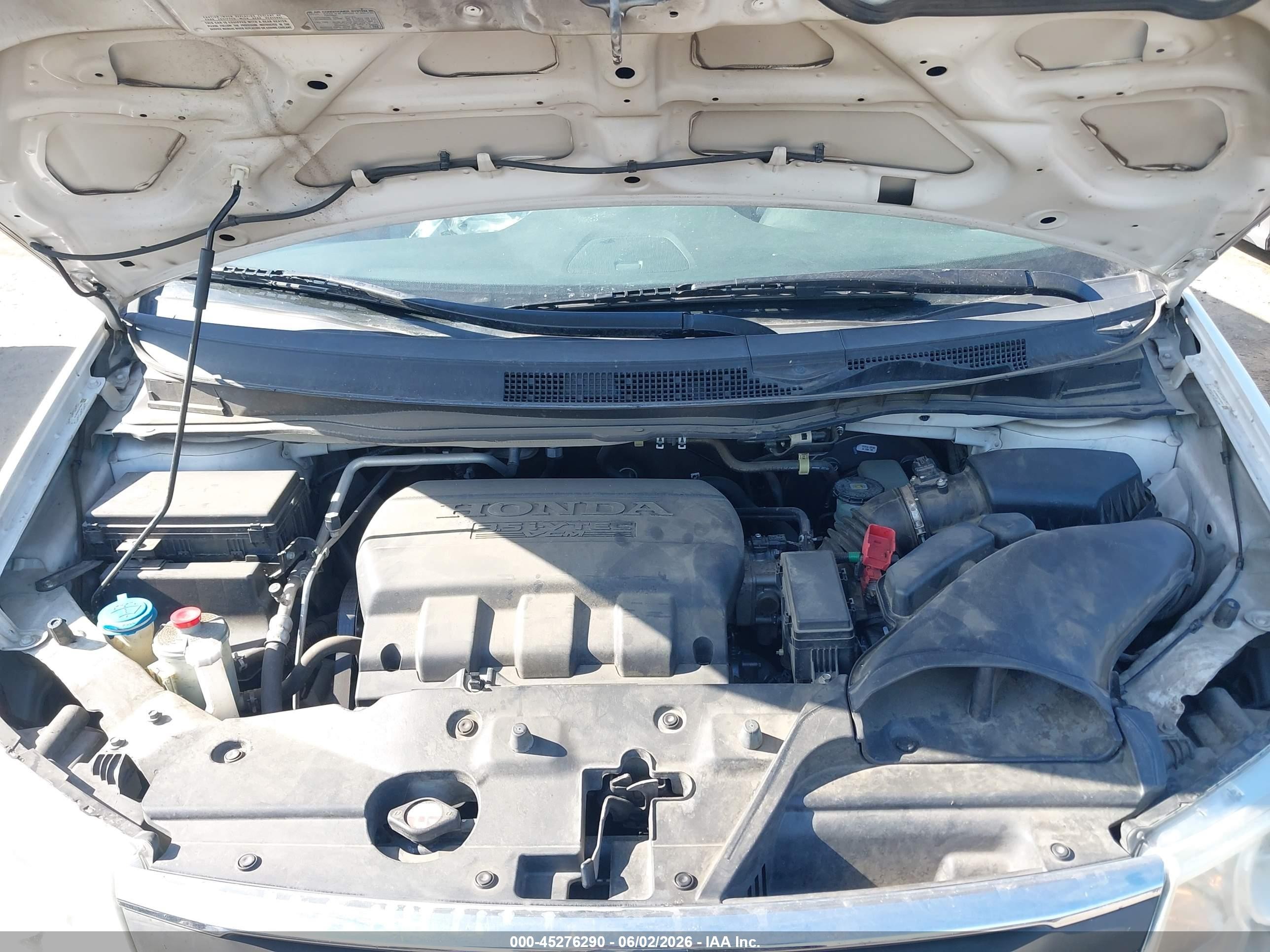 2013 Honda Odyssey Lx White vin: 5FNRL5H28DB068703