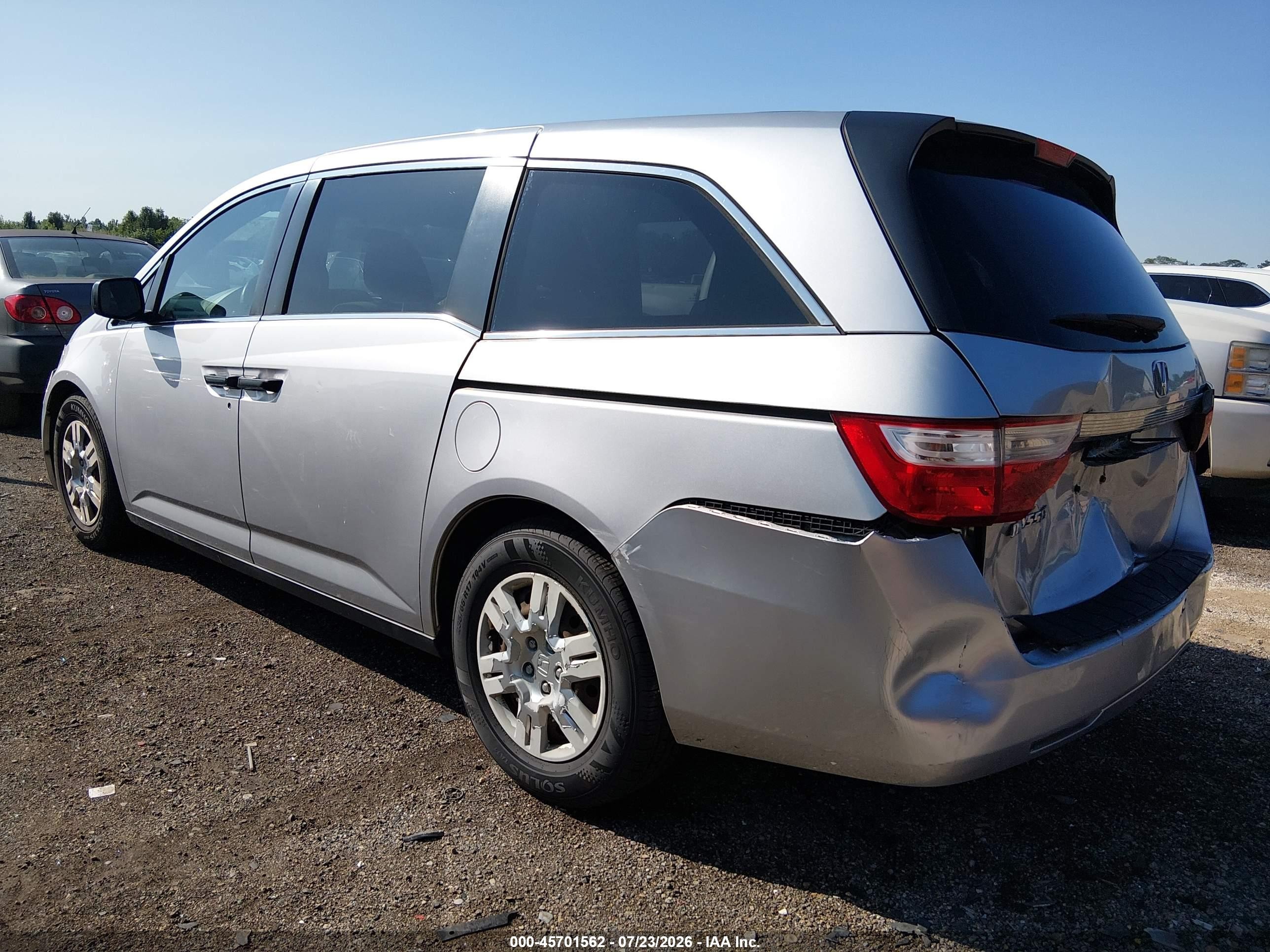 2013 Honda Odyssey Lx Silver vin: 5FNRL5H28DB075506