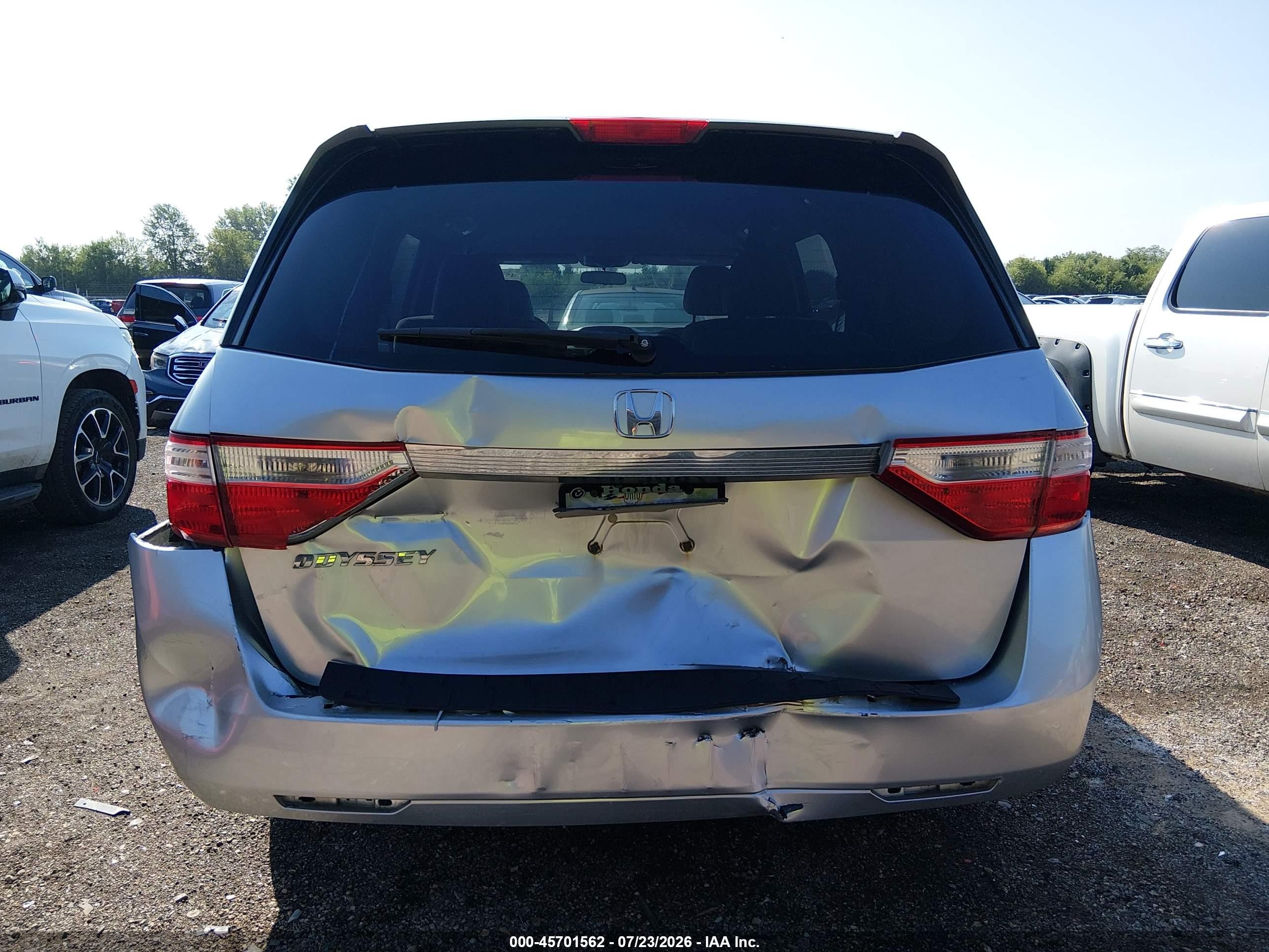 2013 Honda Odyssey Lx Silver vin: 5FNRL5H28DB075506