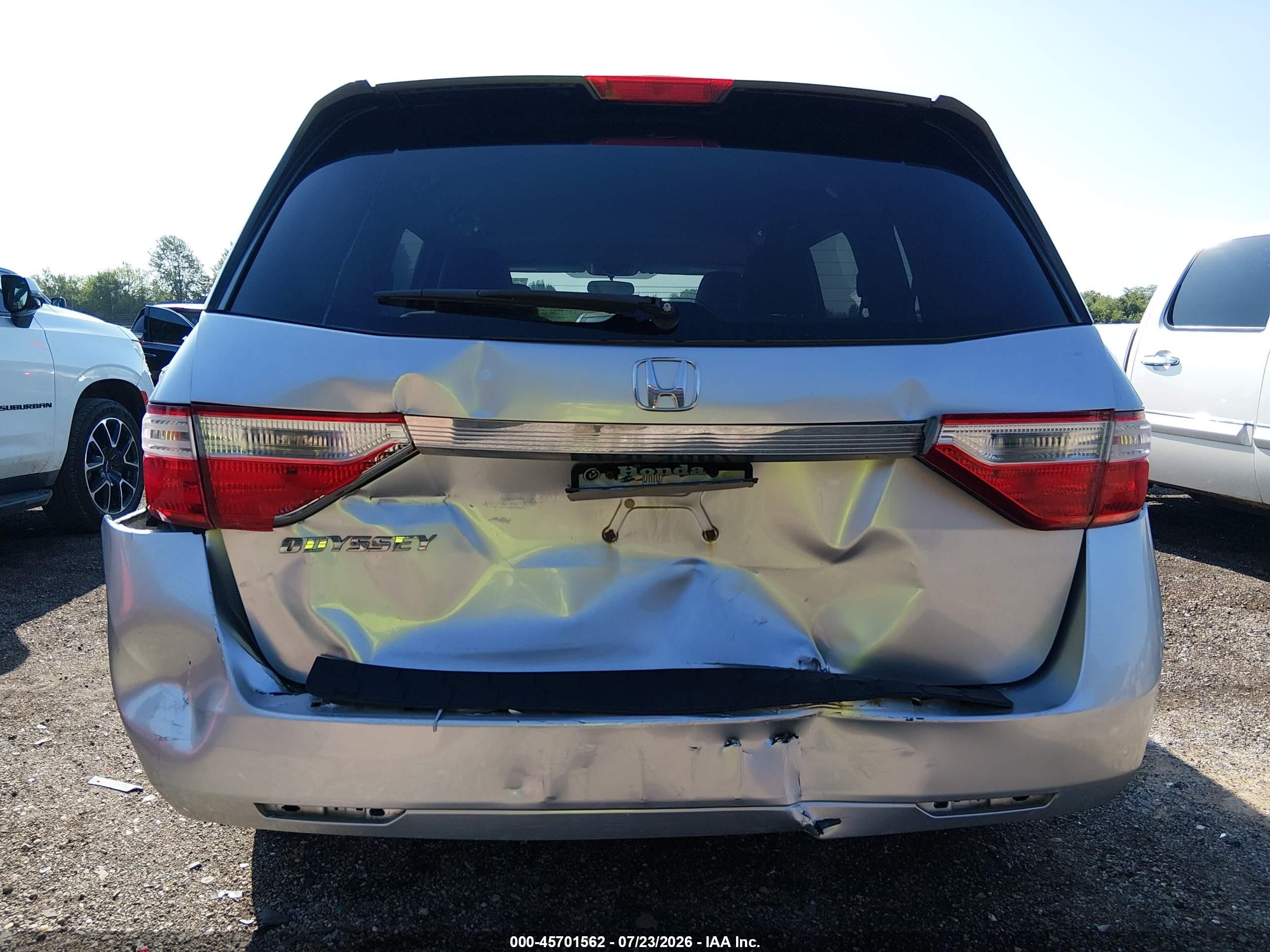 2013 Honda Odyssey Lx Silver vin: 5FNRL5H28DB075506