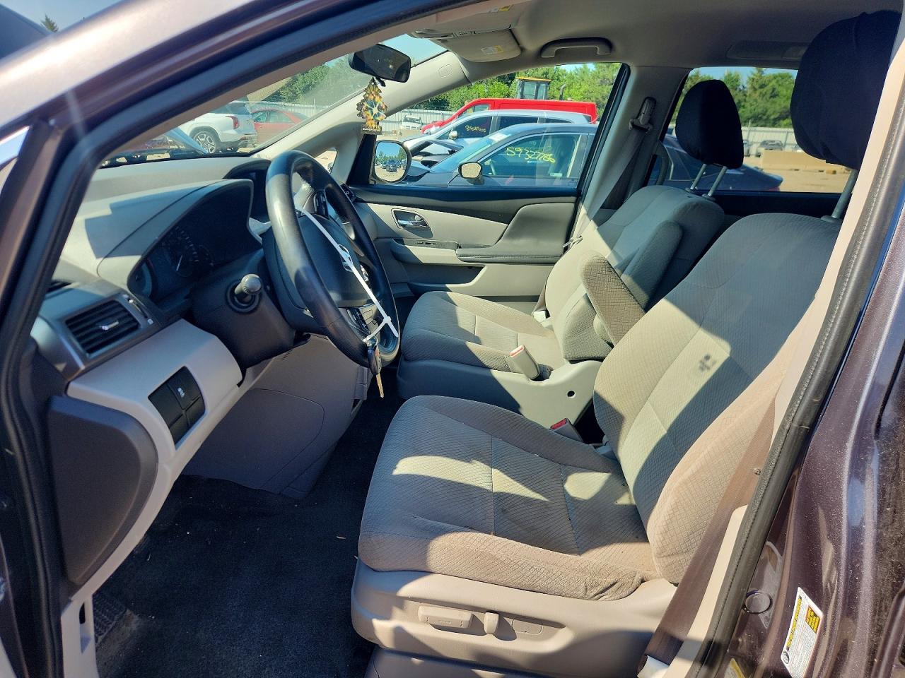 2015 Honda Odyssey Lx Угольный vin: 5FNRL5H28FB106949