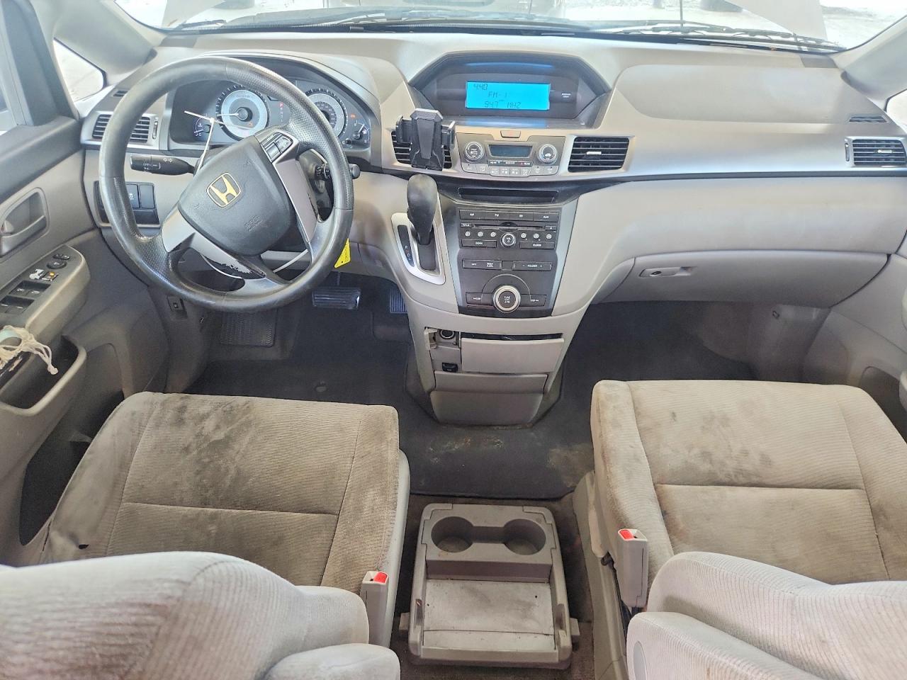 2011 Honda Odyssey Lx Silver vin: 5FNRL5H29BB006806