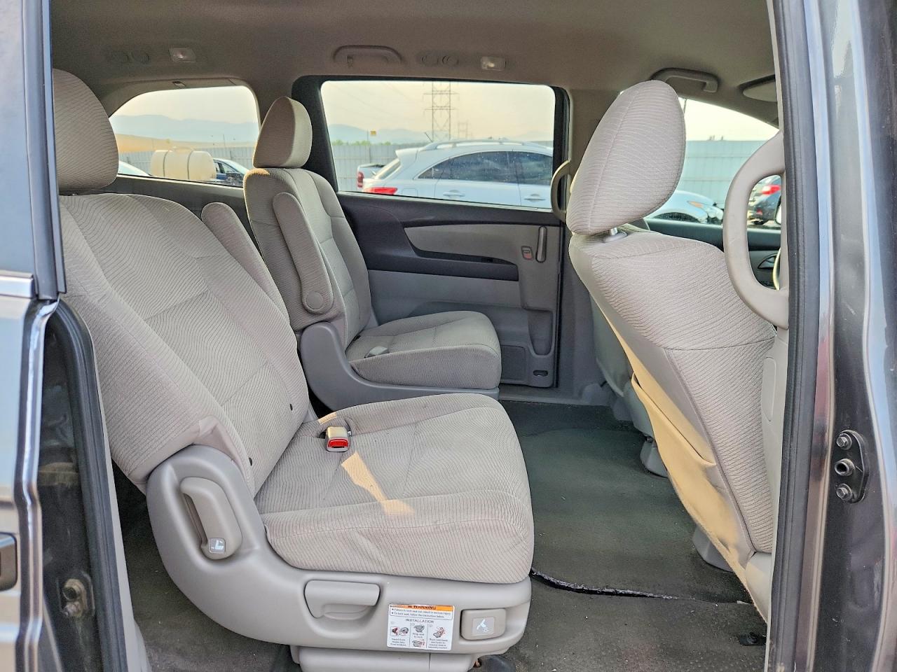 2012 Honda Odyssey Lx Gray vin: 5FNRL5H29CB128549