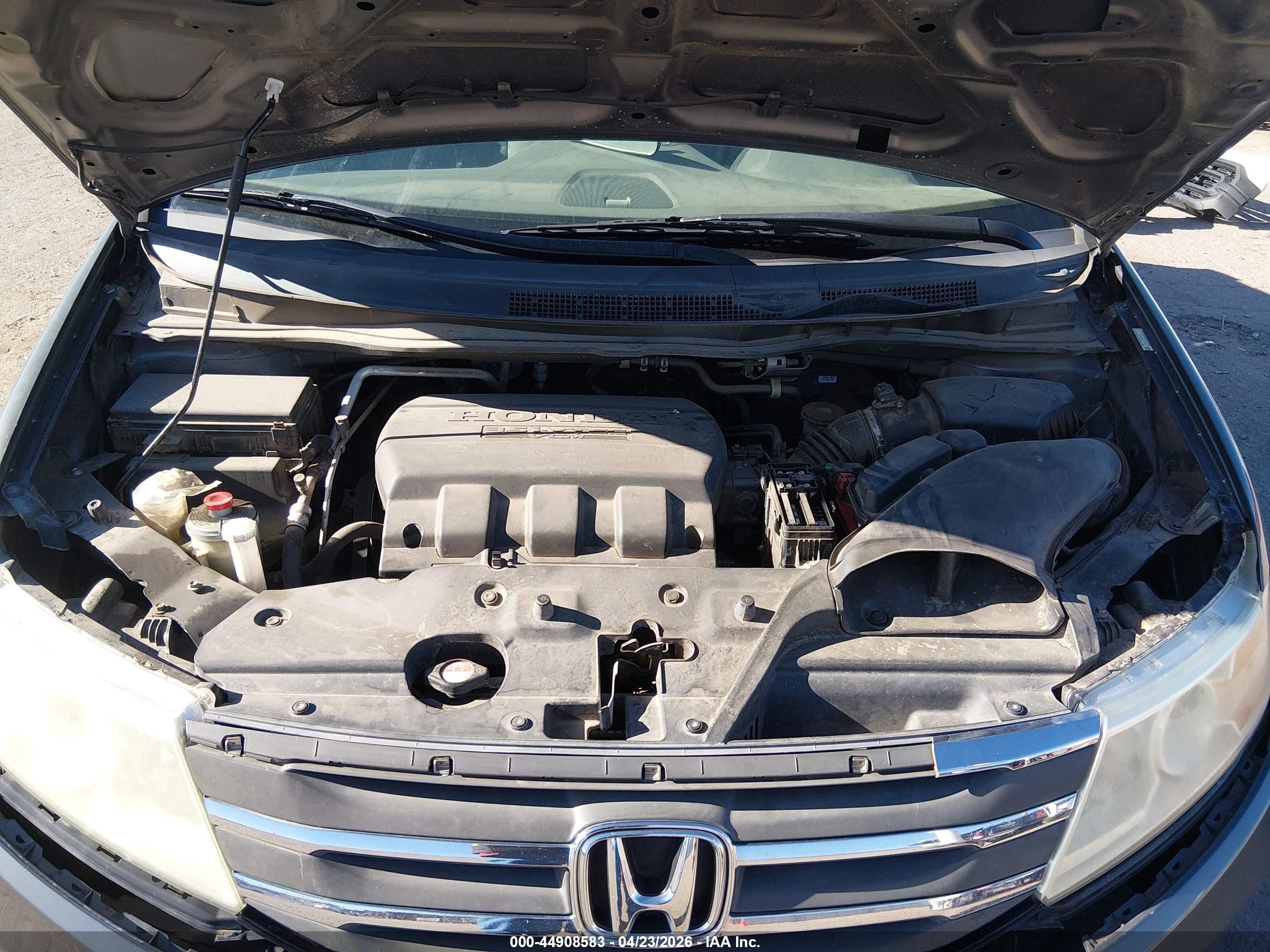 2013 Honda Odyssey Lx Gray vin: 5FNRL5H29DB030722