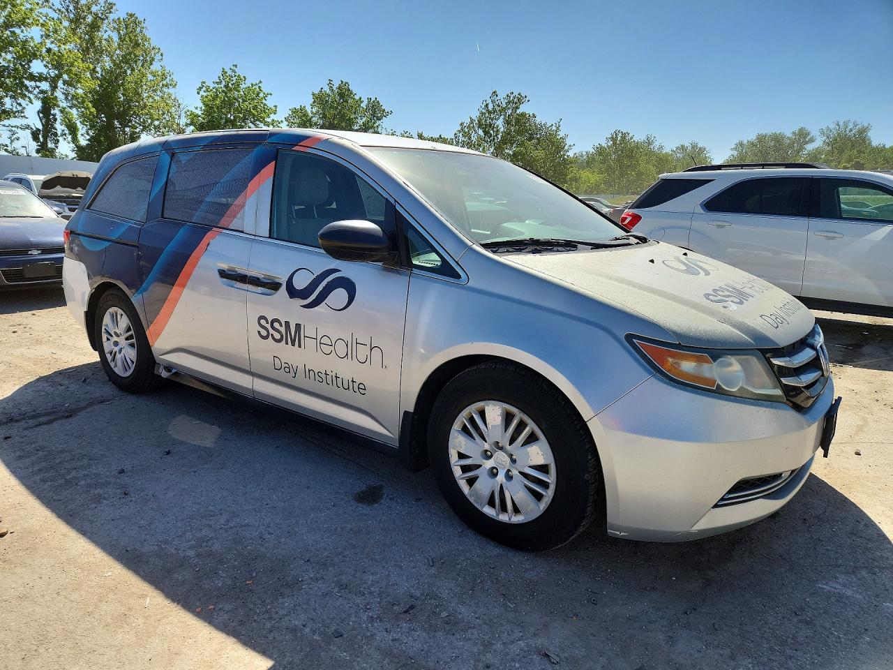 2014 Honda Odyssey Lx Silver vin: 5FNRL5H29EB040362