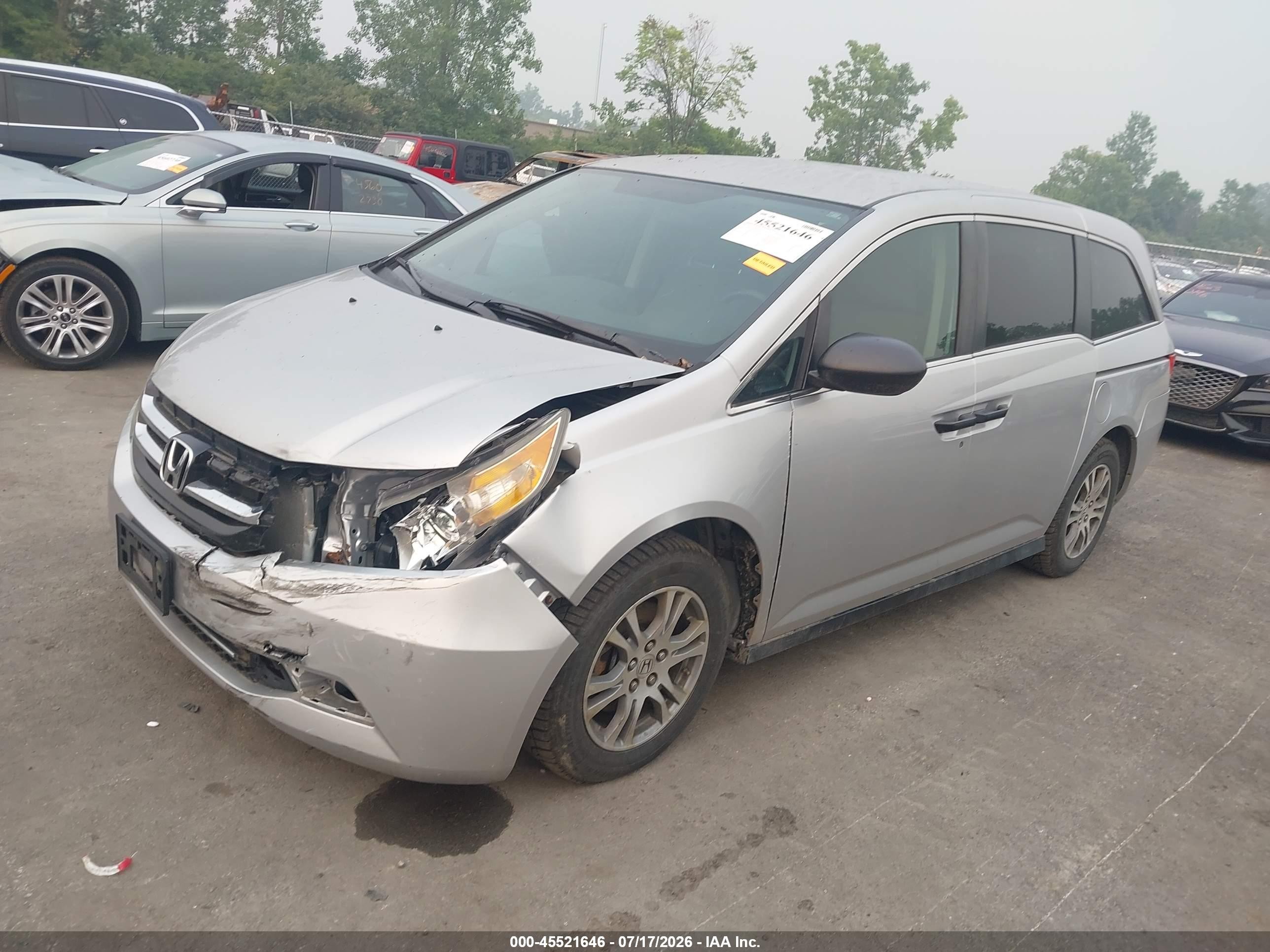 2014 Honda Odyssey Lx Silver vin: 5FNRL5H29EB056951