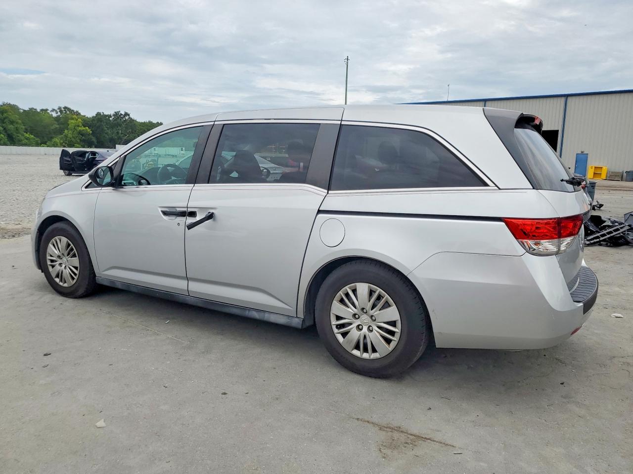 2014 Honda Odyssey Lx Silver vin: 5FNRL5H29EB062278
