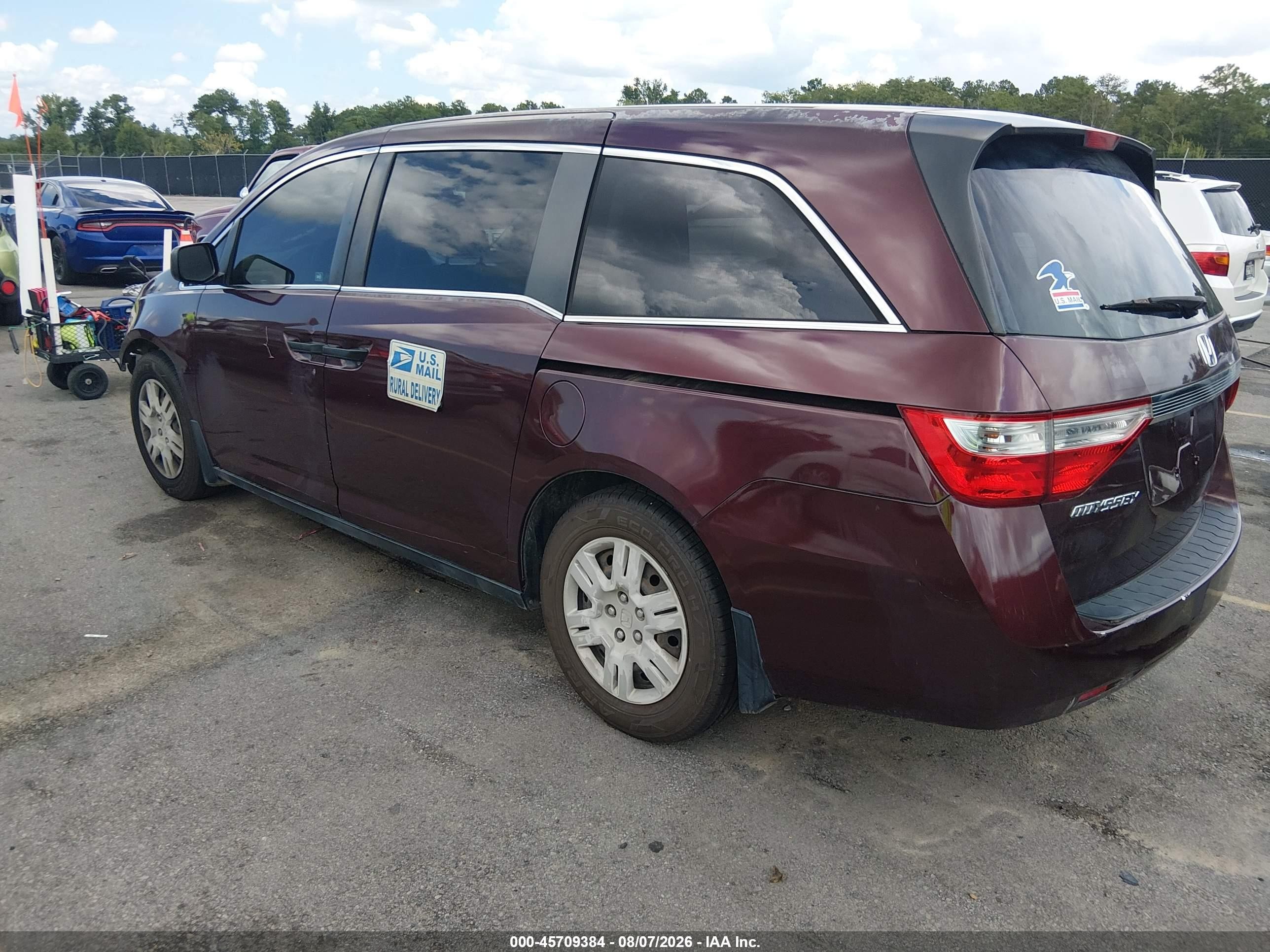 2011 Honda Odyssey Lx Burgundy vin: 5FNRL5H2XBB021315