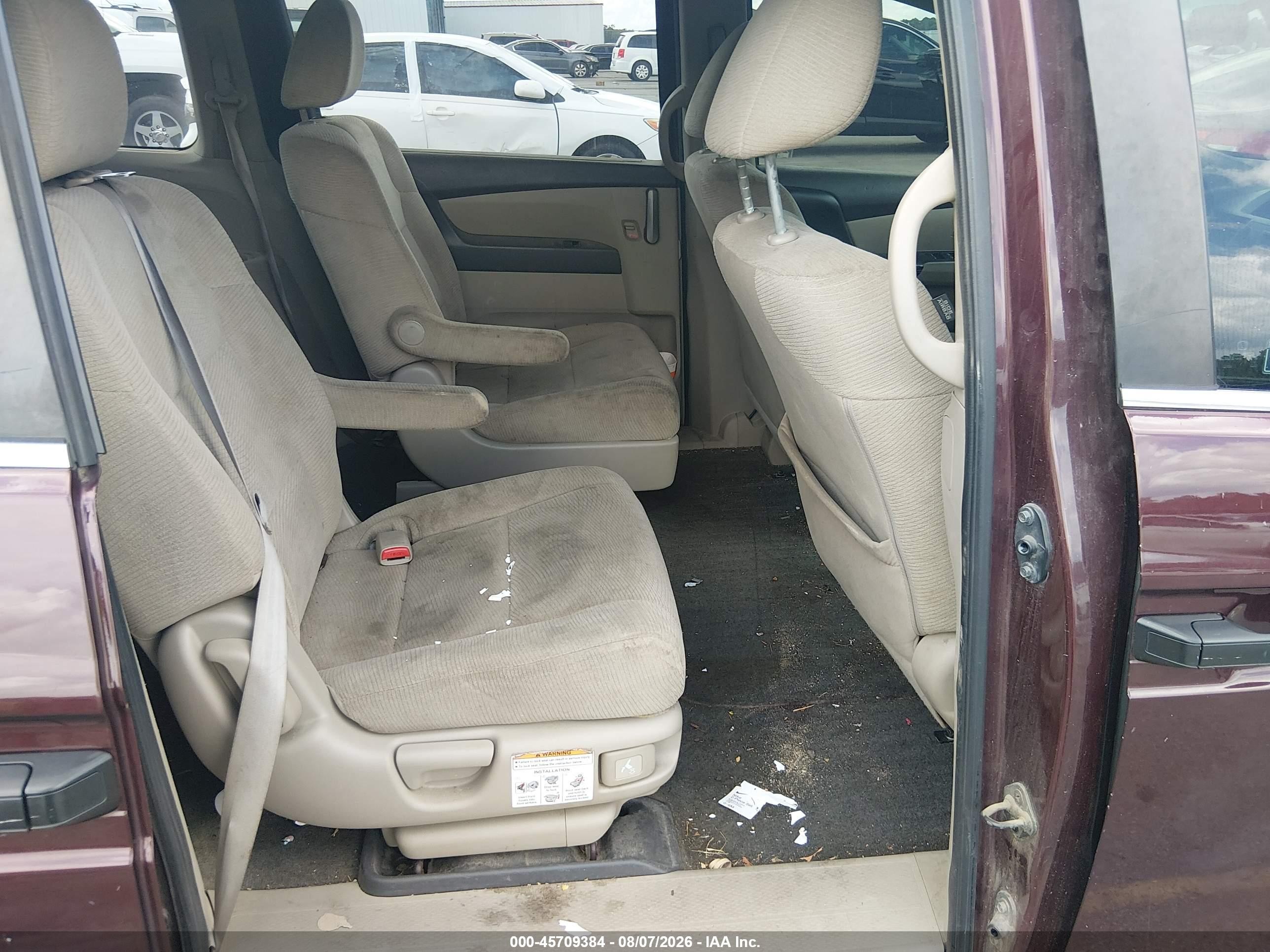 2011 Honda Odyssey Lx Burgundy vin: 5FNRL5H2XBB021315