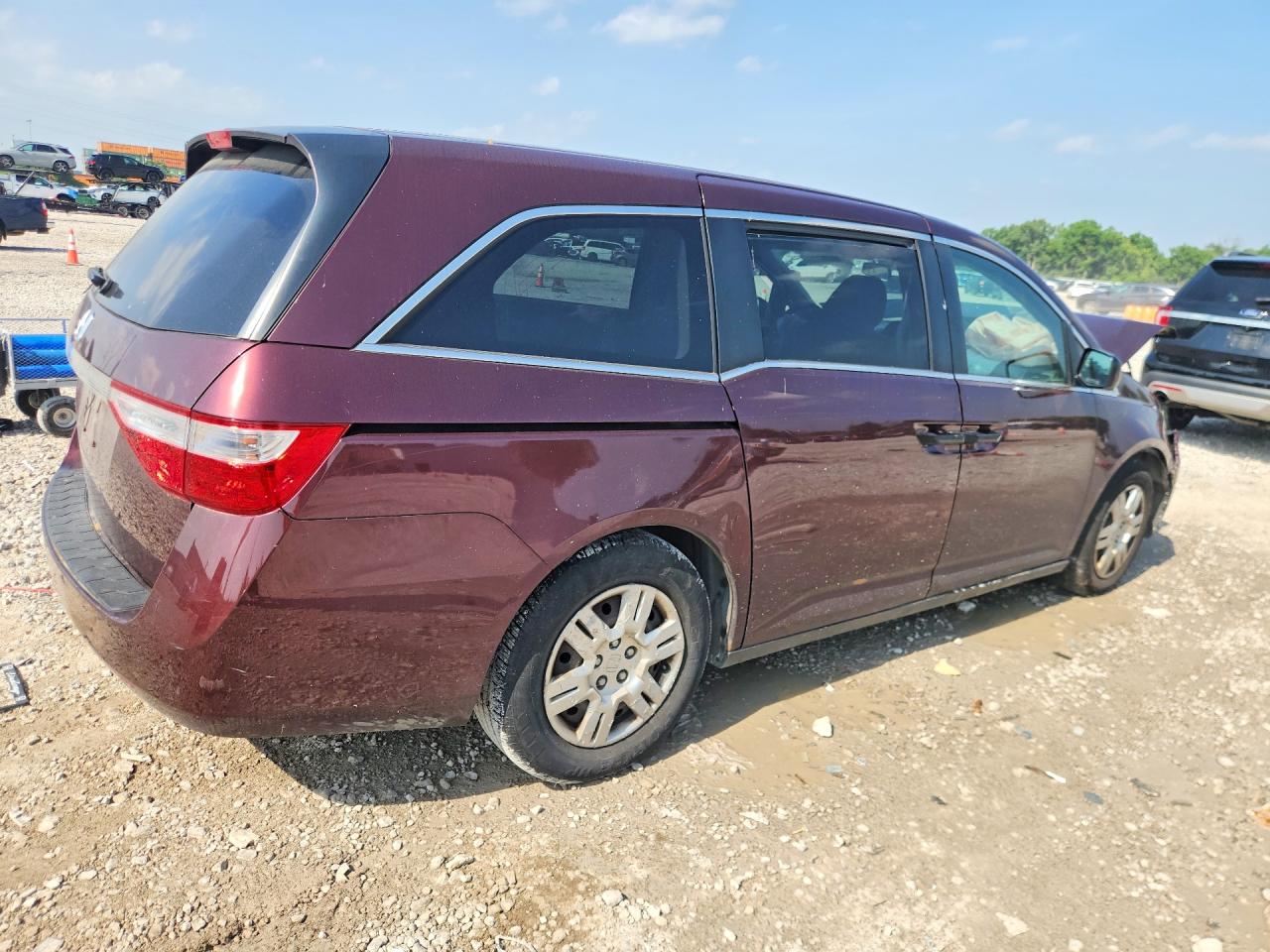 2011 Honda Odyssey Lx Burgundy vin: 5FNRL5H2XBB035697