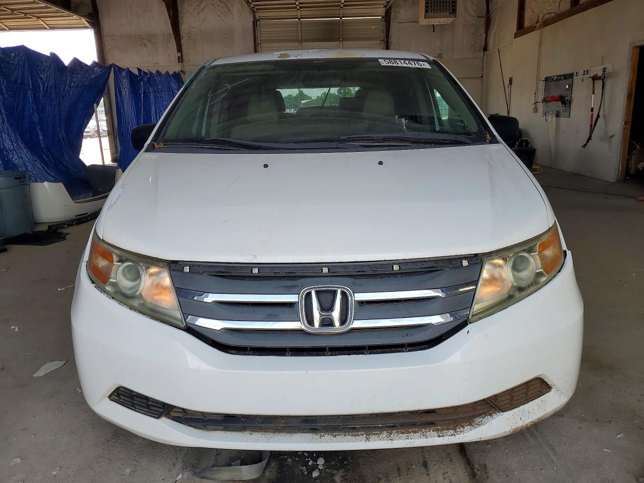 2011 Honda Odyssey Lx White vin: 5FNRL5H2XBB073754