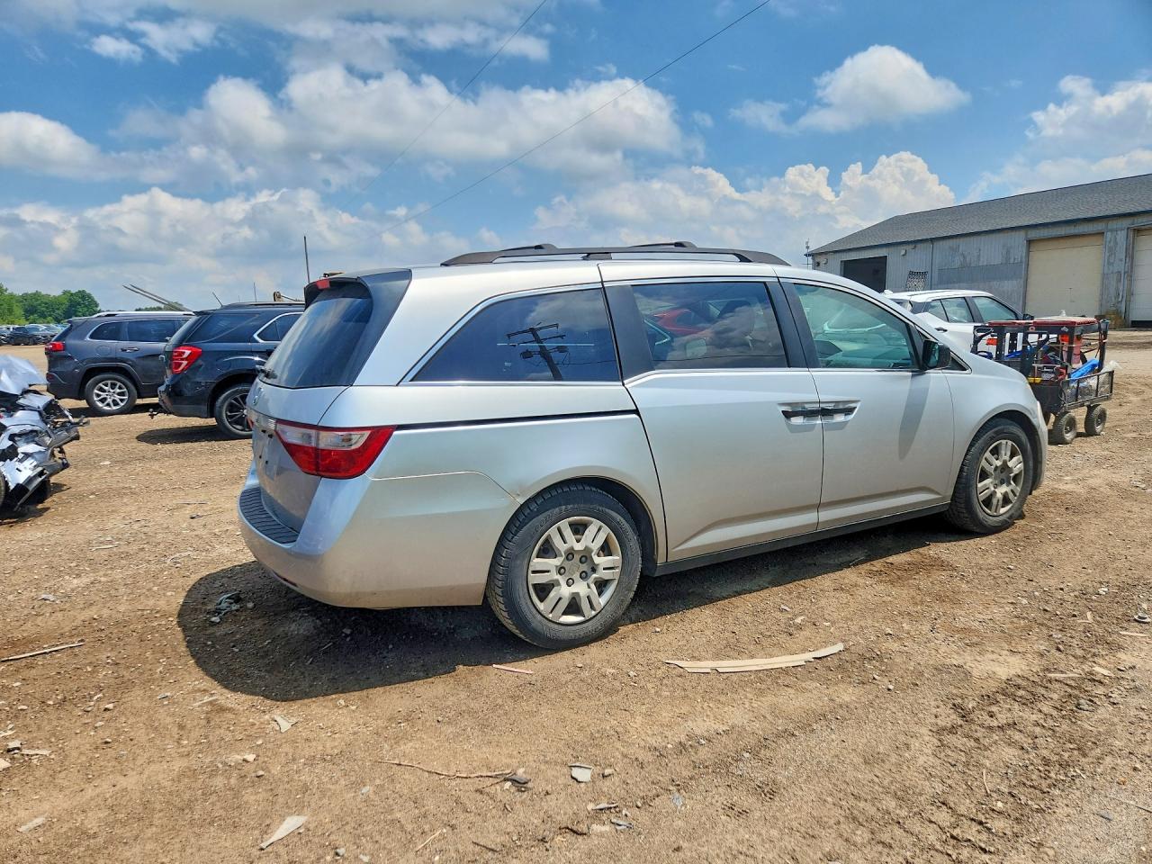 2013 Honda Odyssey Lx Silver vin: 5FNRL5H2XDB060974