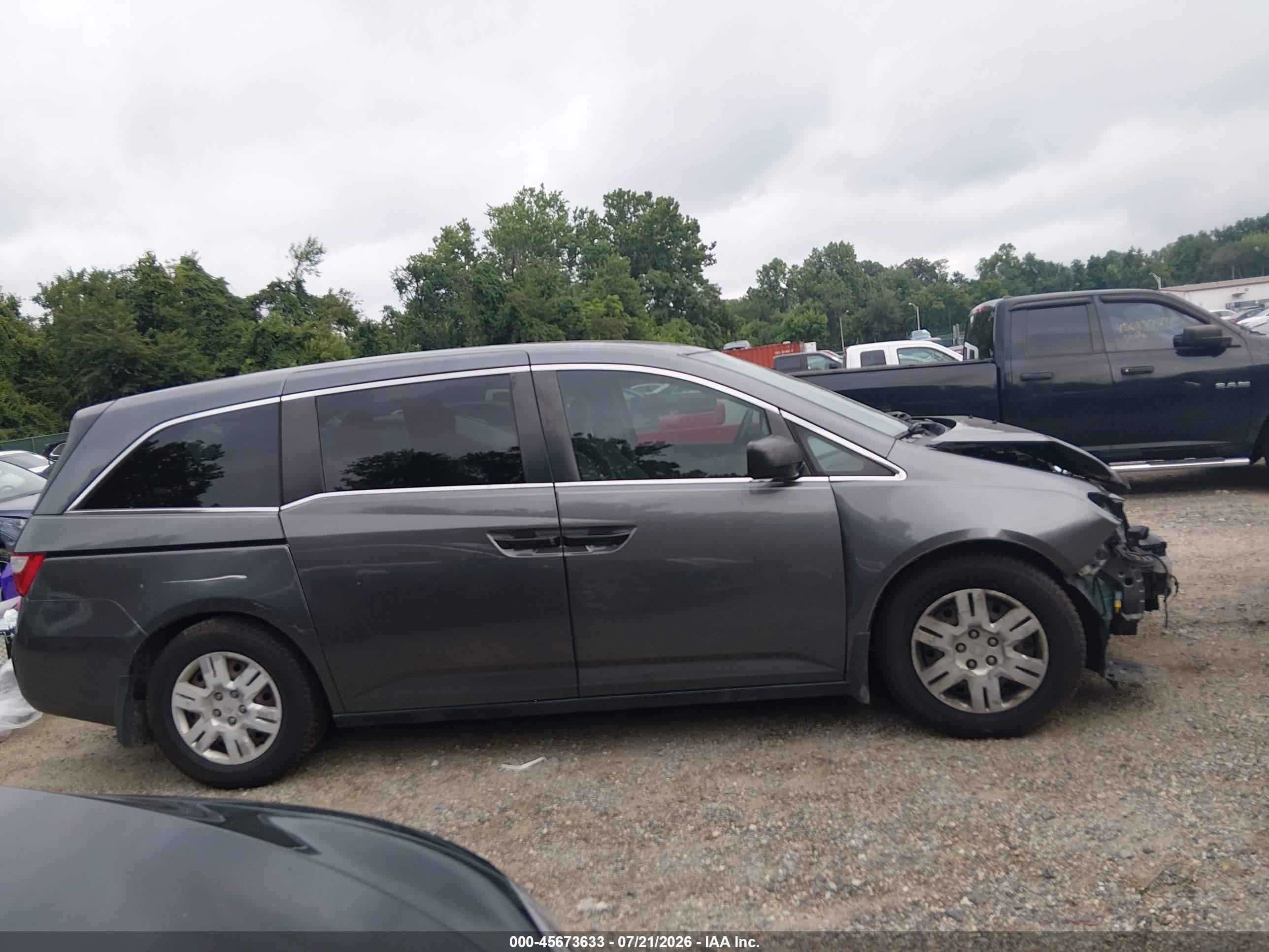 2013 Honda Odyssey Lx Gray vin: 5FNRL5H2XDB064202