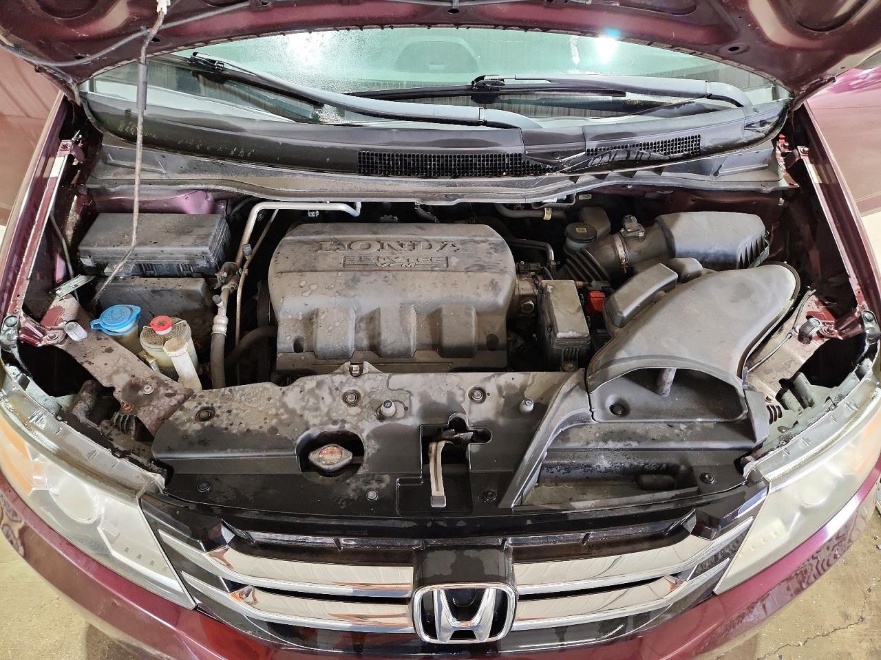 2014 Honda Odyssey Lx Maroon vin: 5FNRL5H2XEB059843