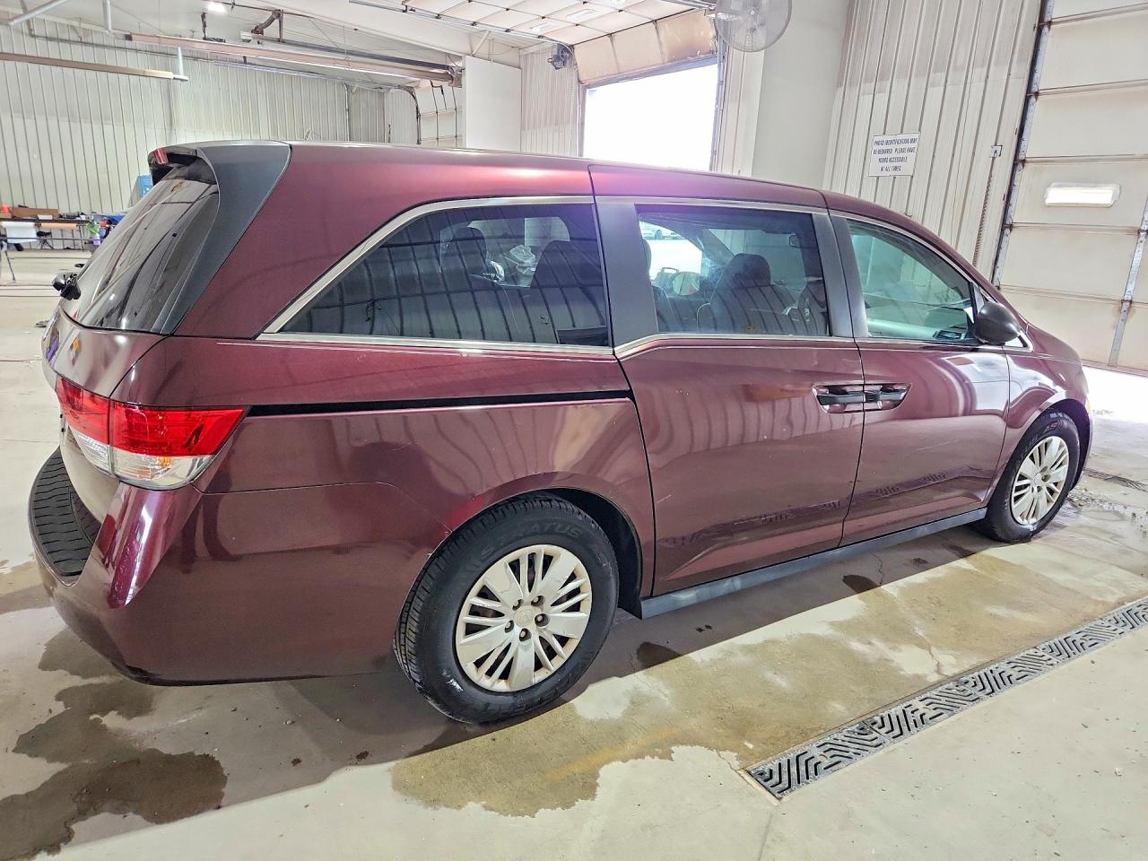 2014 Honda Odyssey Lx Maroon vin: 5FNRL5H2XEB059843