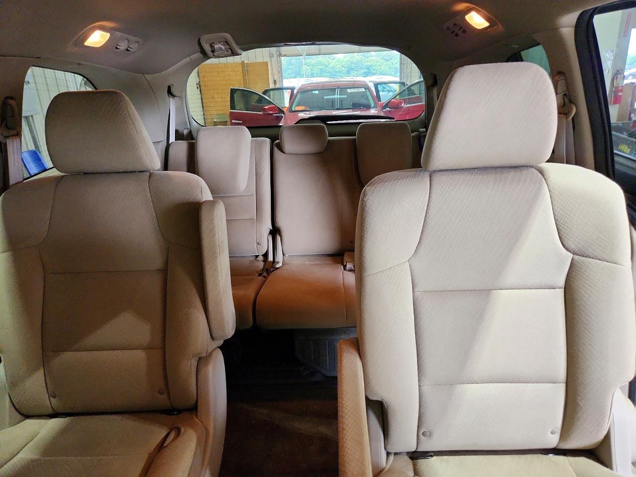 2014 Honda Odyssey Lx Maroon vin: 5FNRL5H2XEB059843