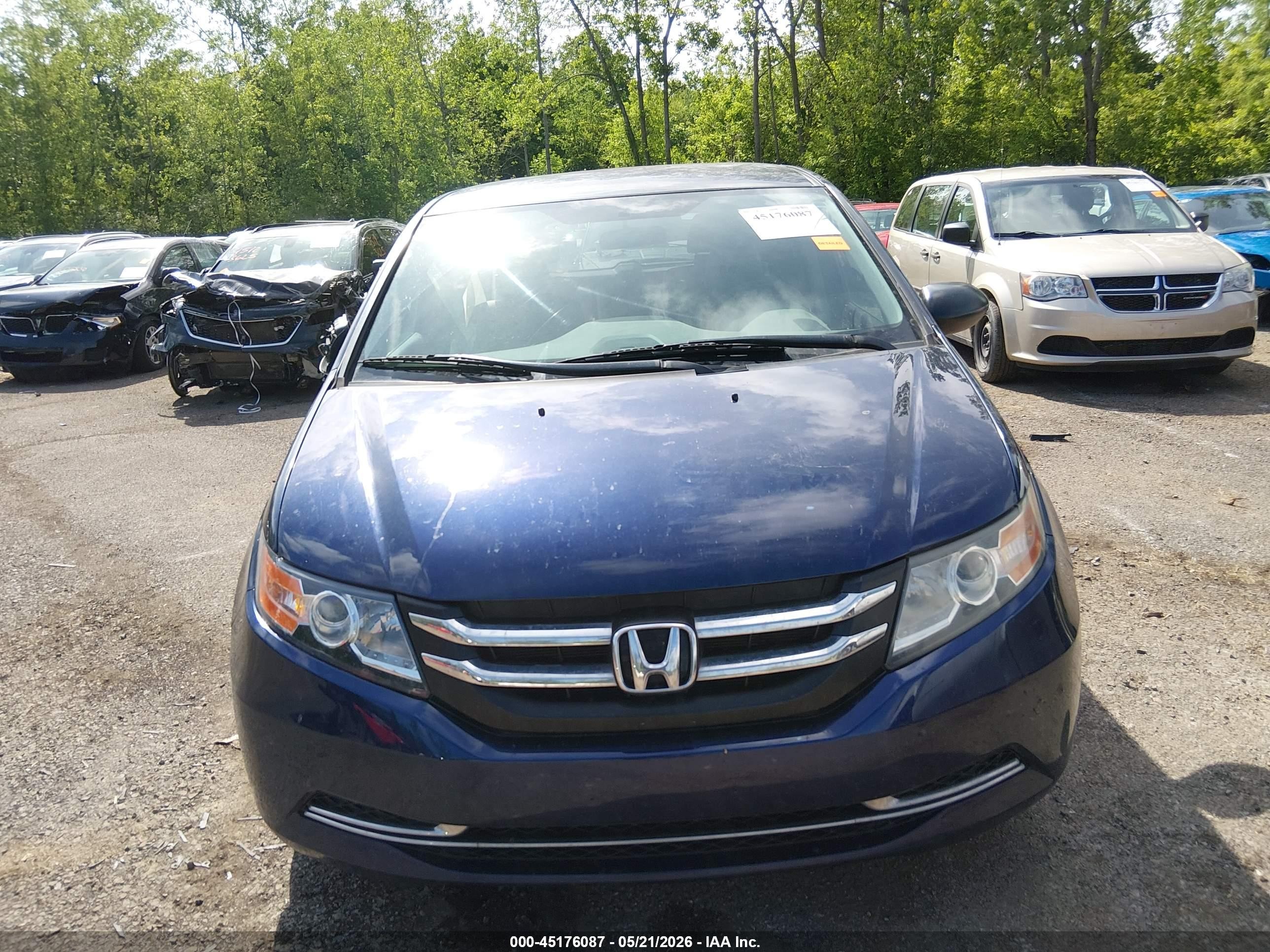 2015 Honda Odyssey Lx Navy vin: 5FNRL5H2XFB019750