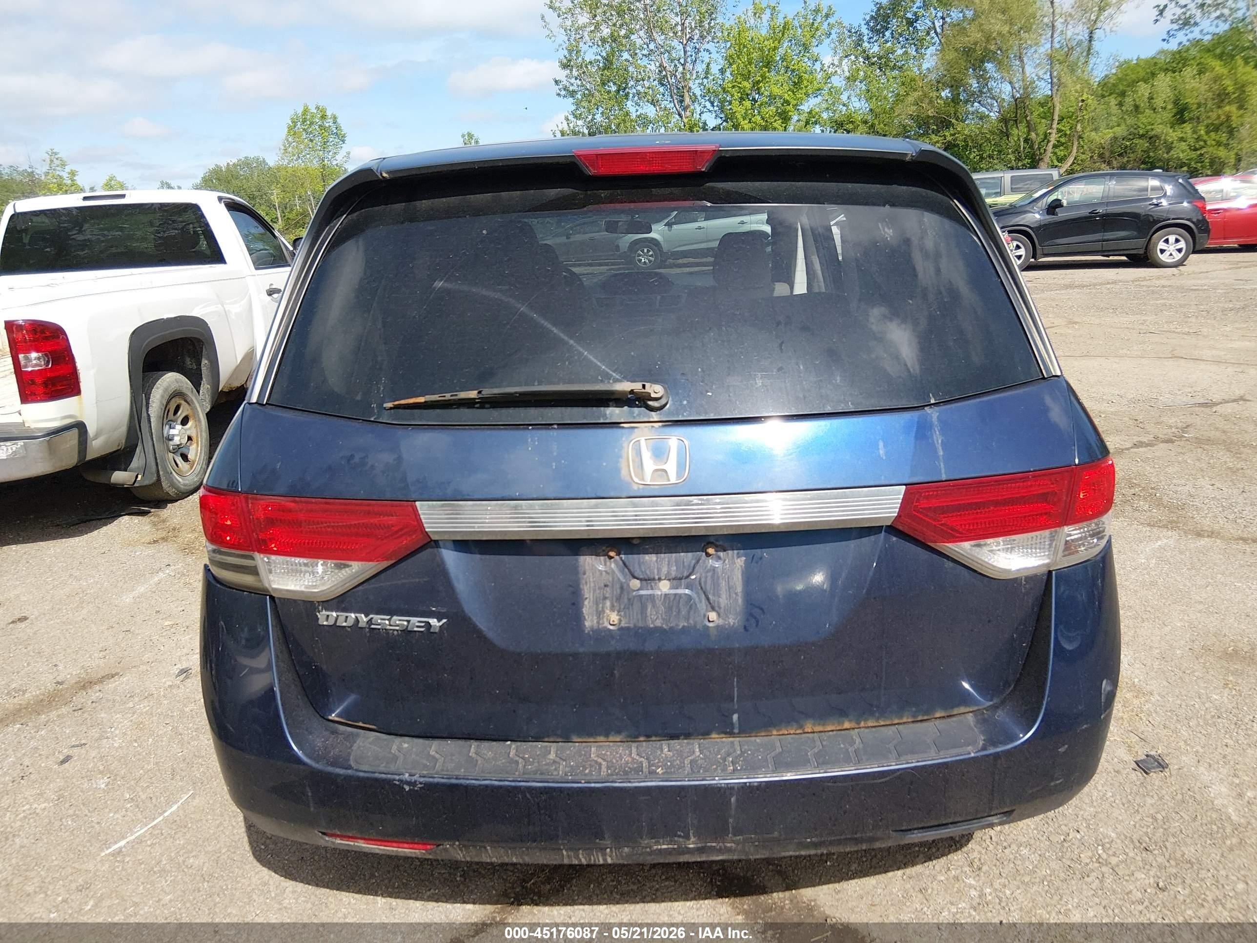 2015 Honda Odyssey Lx Navy vin: 5FNRL5H2XFB019750