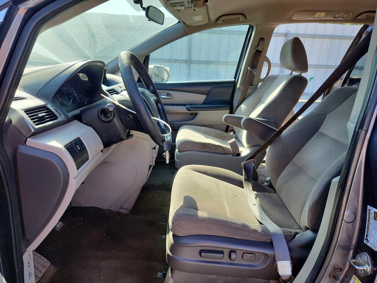 2015 Honda Odyssey Lx Gray vin: 5FNRL5H2XFB119038